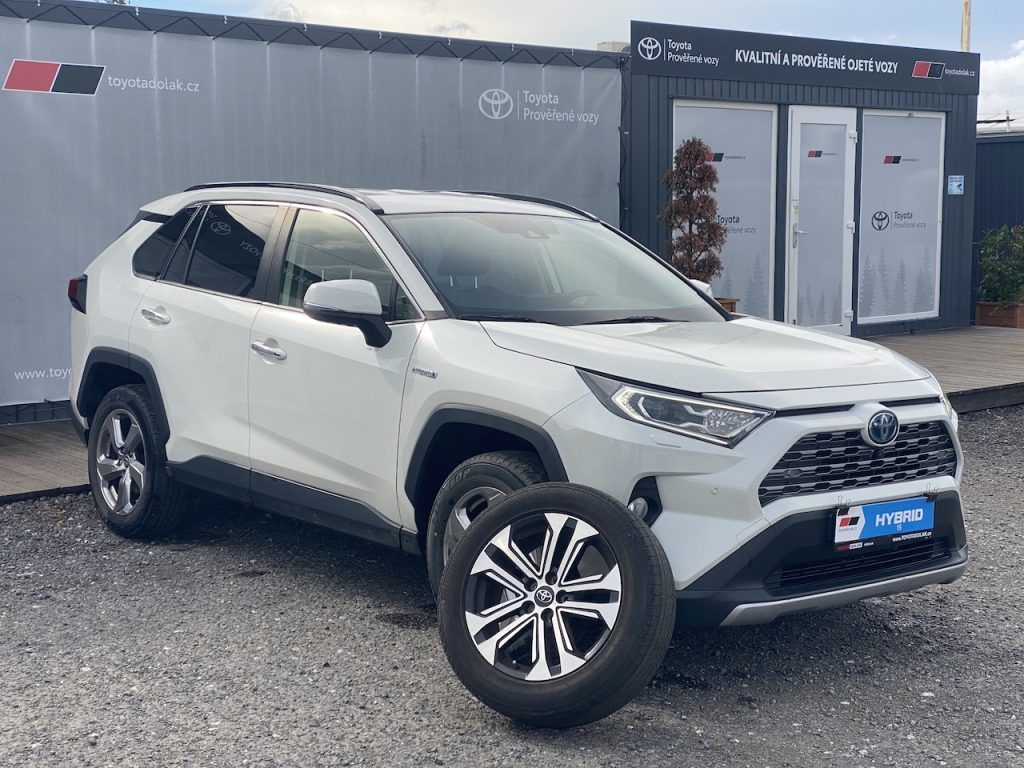Toyota Rav4, 2.5HSD, ČR, Executive, 4x4
