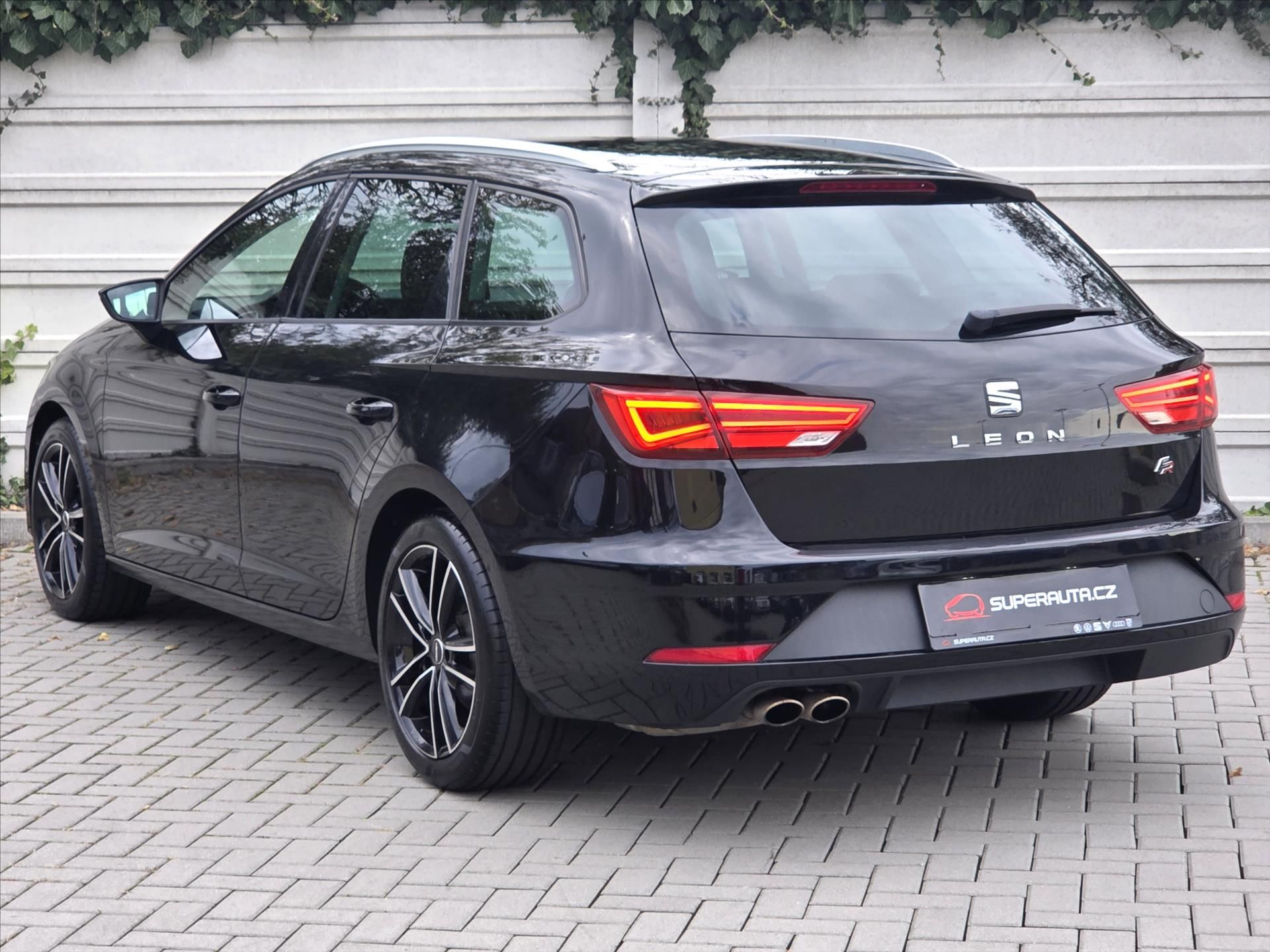 Seat Leon, 1,8 TSi FR Full LED DCC 16V ST - fotka 4
