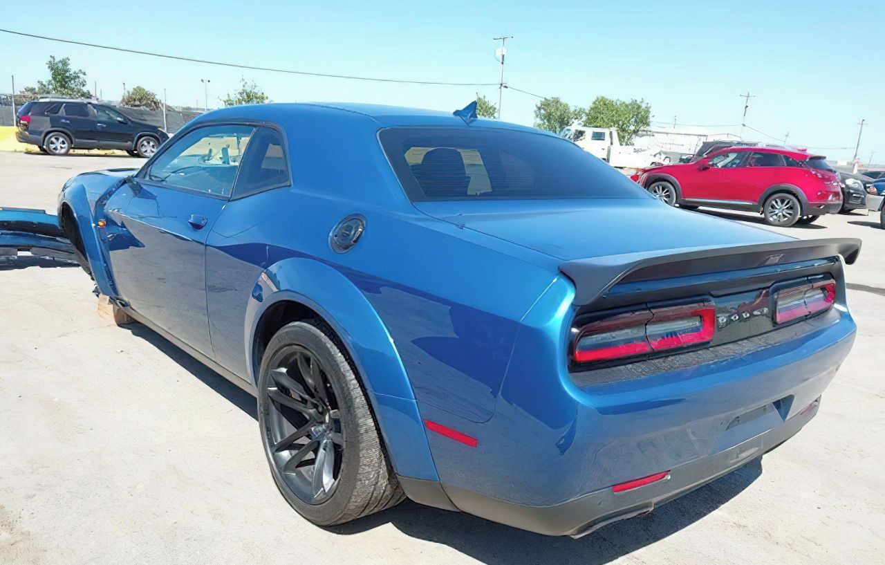 Dodge Challenger, Auto na cestě - fotka 4