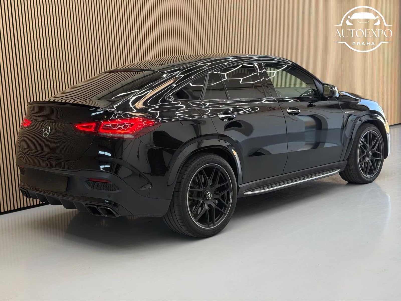 Mercedes-Benz GLE, 63 AMG 4Matic+ Coupe*PANORAMA - fotka 4