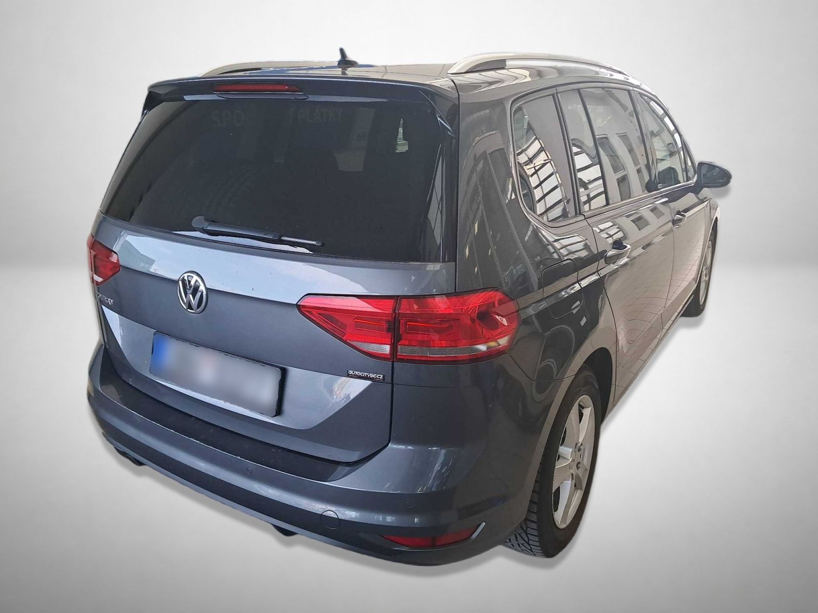 Volkswagen Touran, 2.0 TDI, Automat, 7 míst - fotka 2