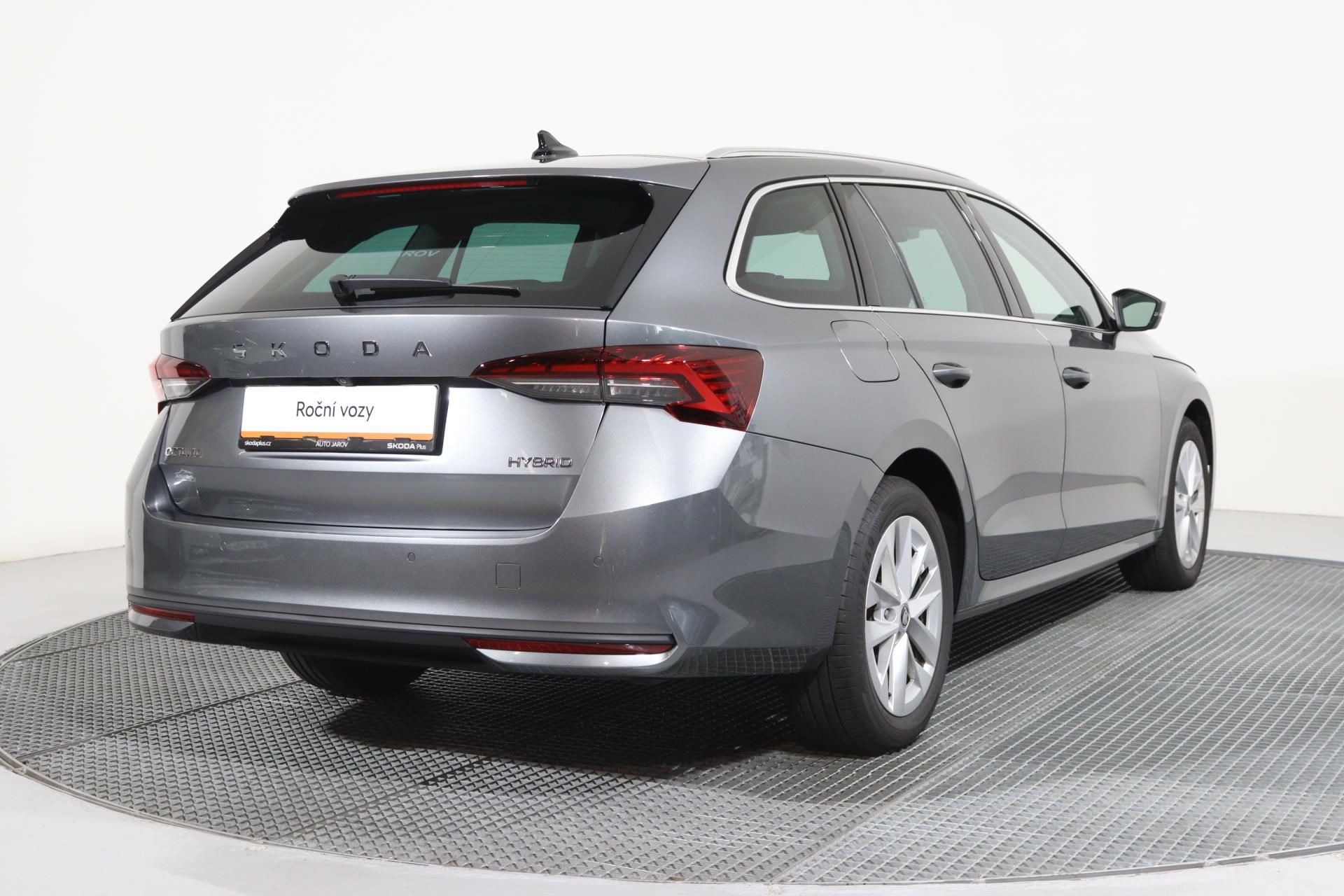 Škoda Octavia, COMBI TOP SELECTION 1,5 TSI 11 - fotka 2