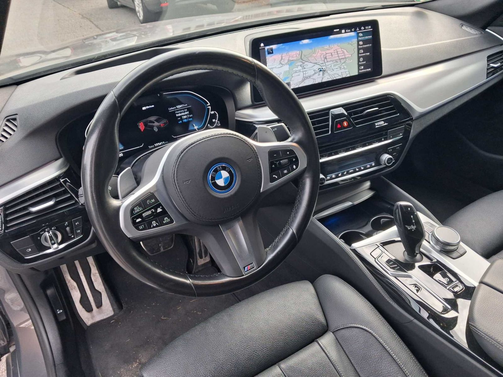 BMW Řada 5, 530e, M Sport, Automat - fotka 3