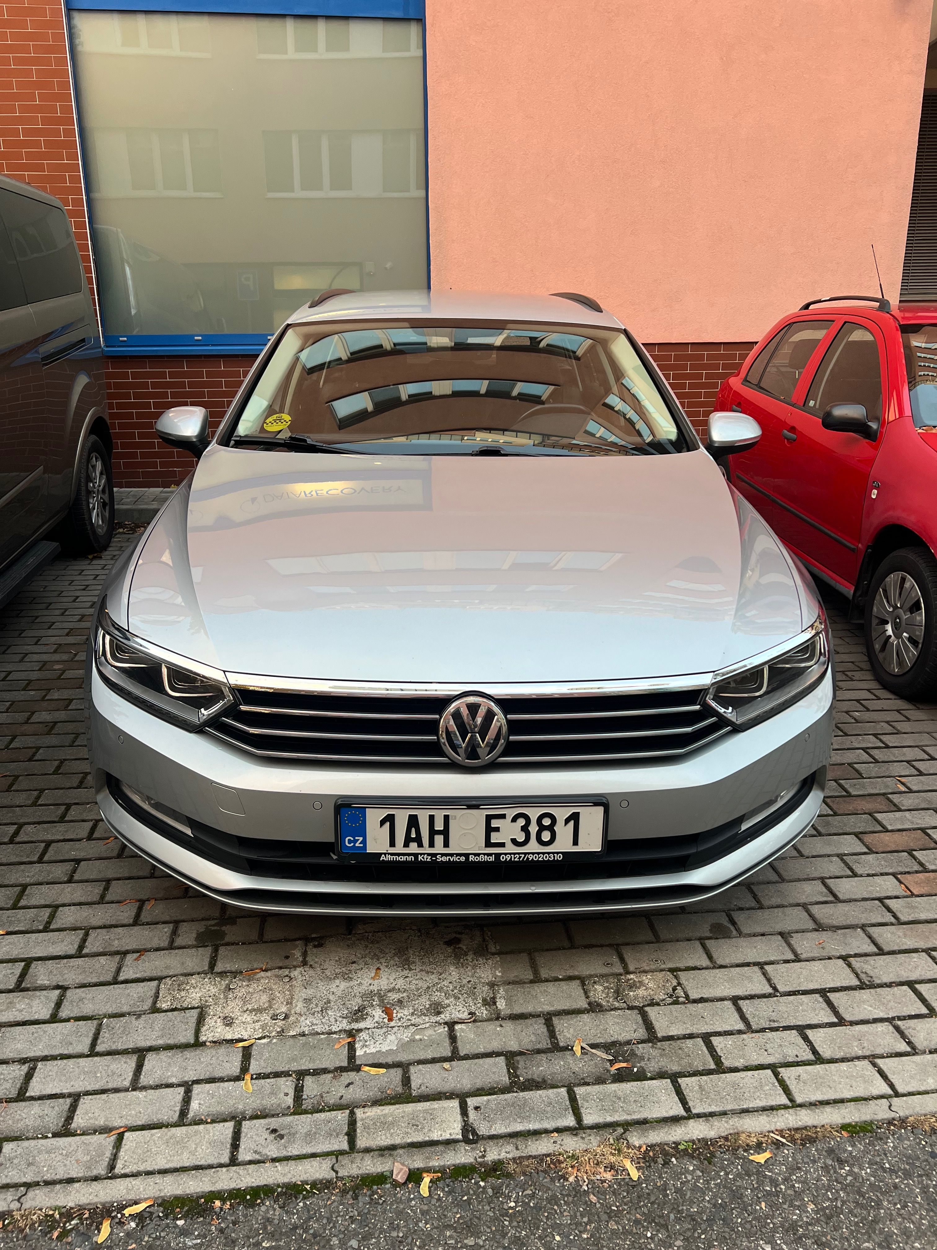 Volkswagen Passat, VW Passat combi 2.0 nafta - fotka 2