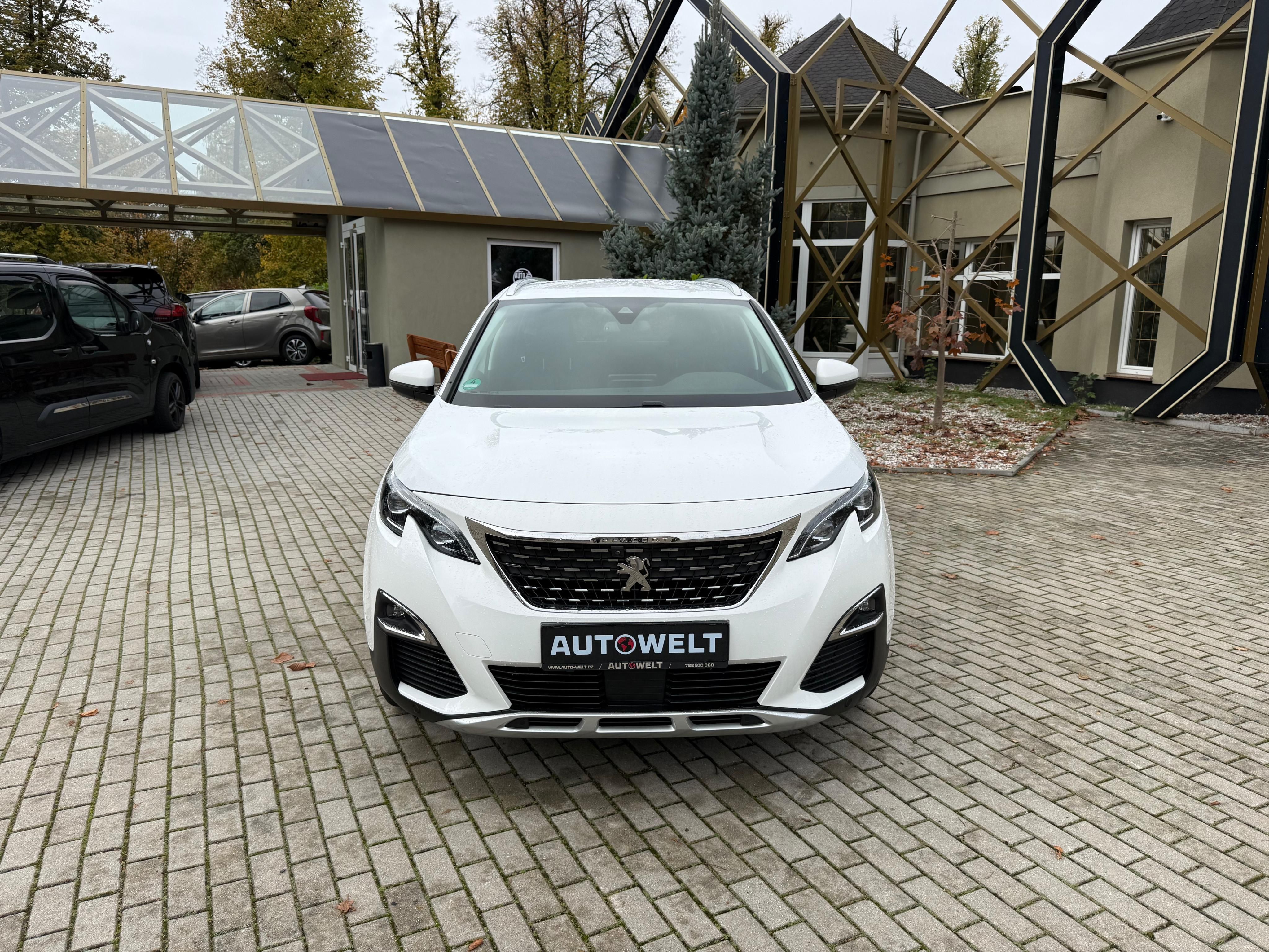 Peugeot 5008, 1.2 PT 96kW ALLURE /2017/TAŽNÉ - fotka 5