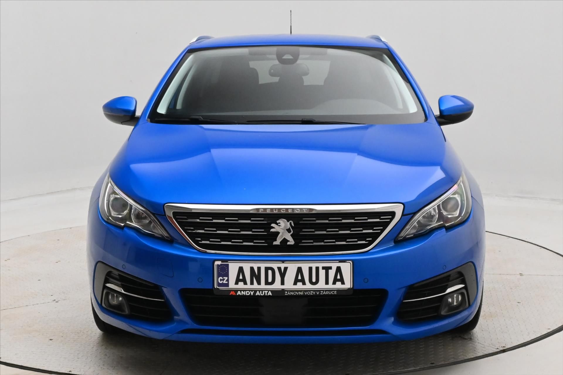 Peugeot 308, 1,5 BlueHDI 96 kW Allure Záruk - fotka 2