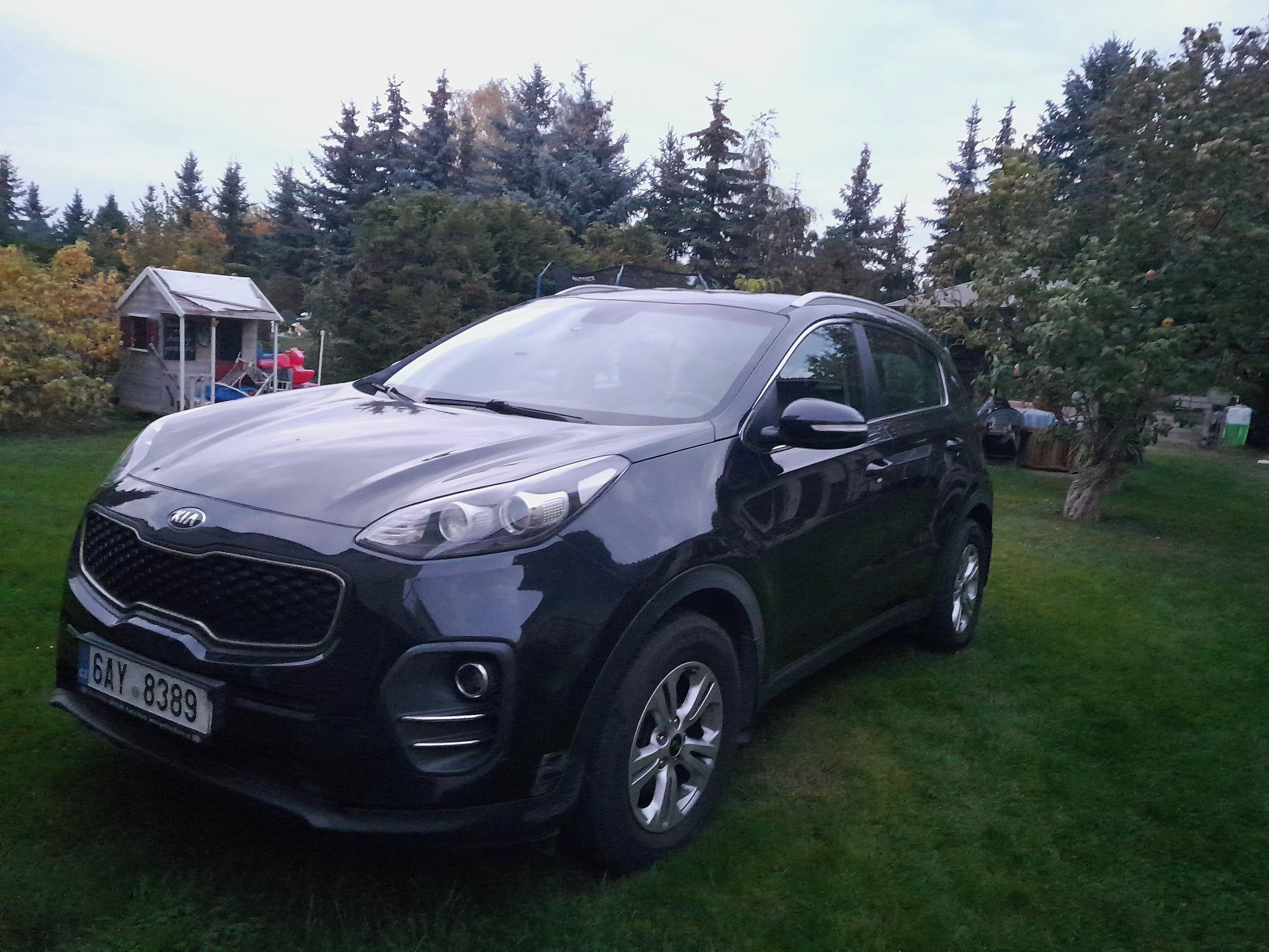 Kia Sportage, 1.maj, ser.kniha, garážované