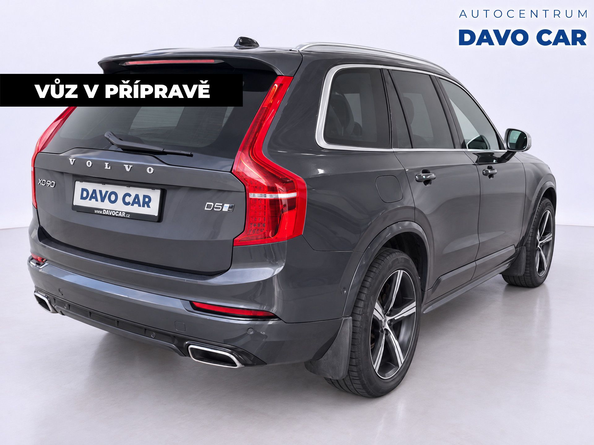 Volvo XC90, 2,0 D5 173kW 4x4 R-Design CZ - fotka 5