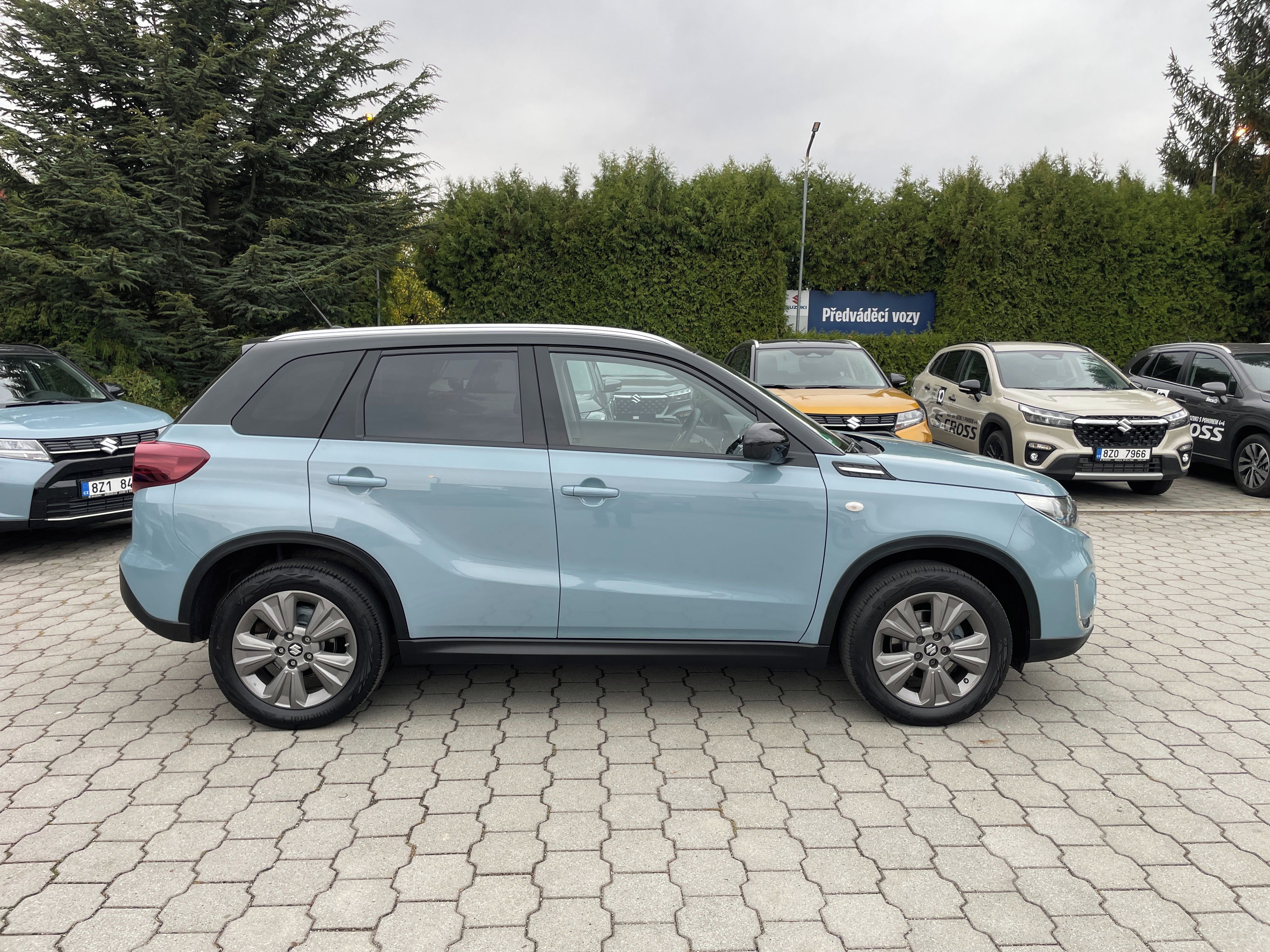 Suzuki Vitara, 1.4 BoosterJet Premium 4x4 - fotka 2