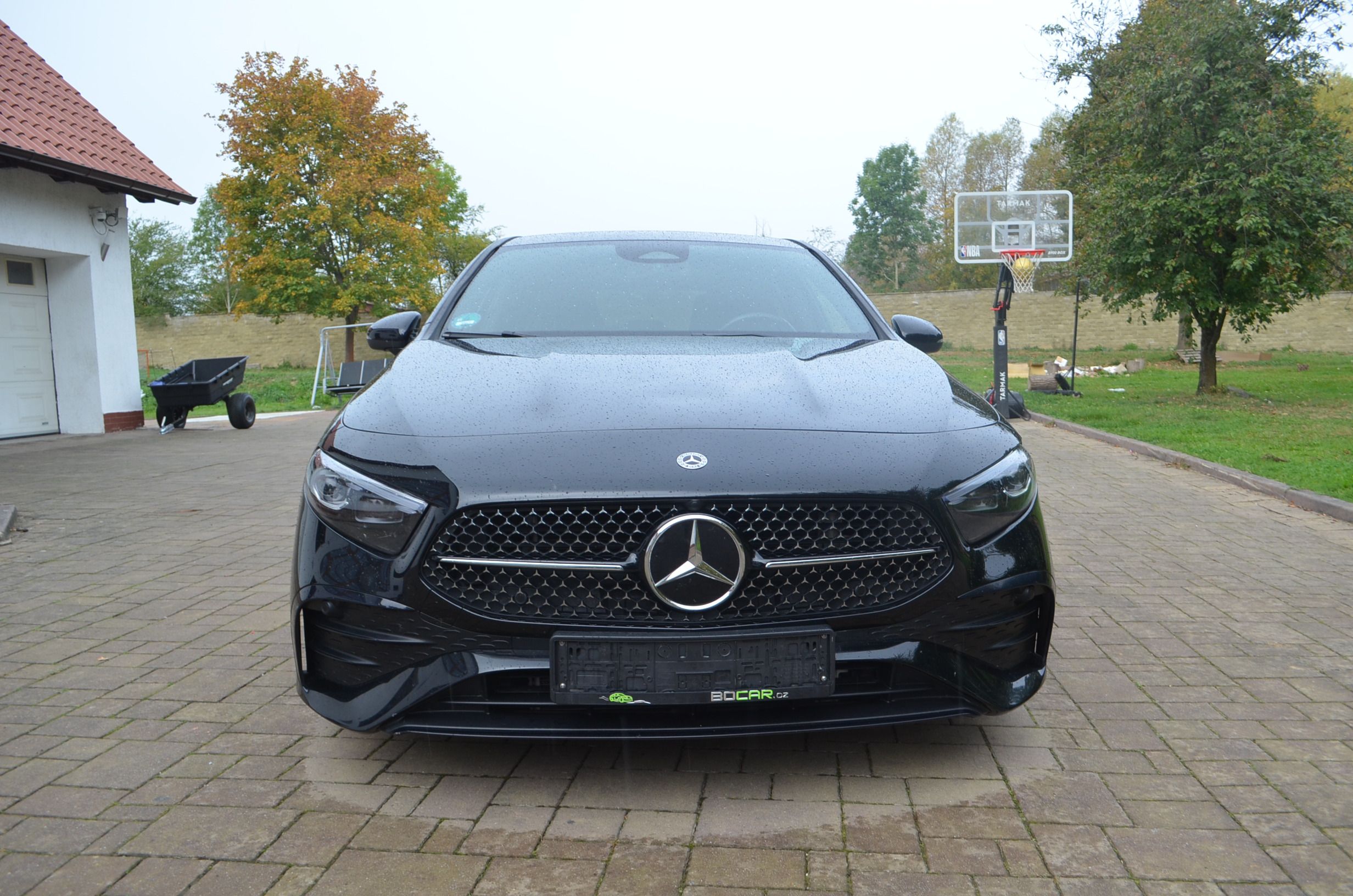 Mercedes-Benz Třídy A, A180D*AMG*2025*BLACK*72TIS.KM - fotka 2