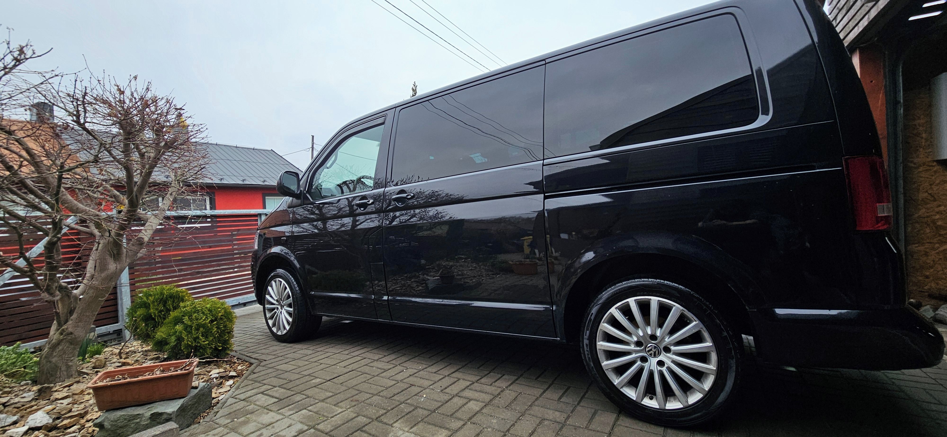 Volkswagen Multivan - fotka 6