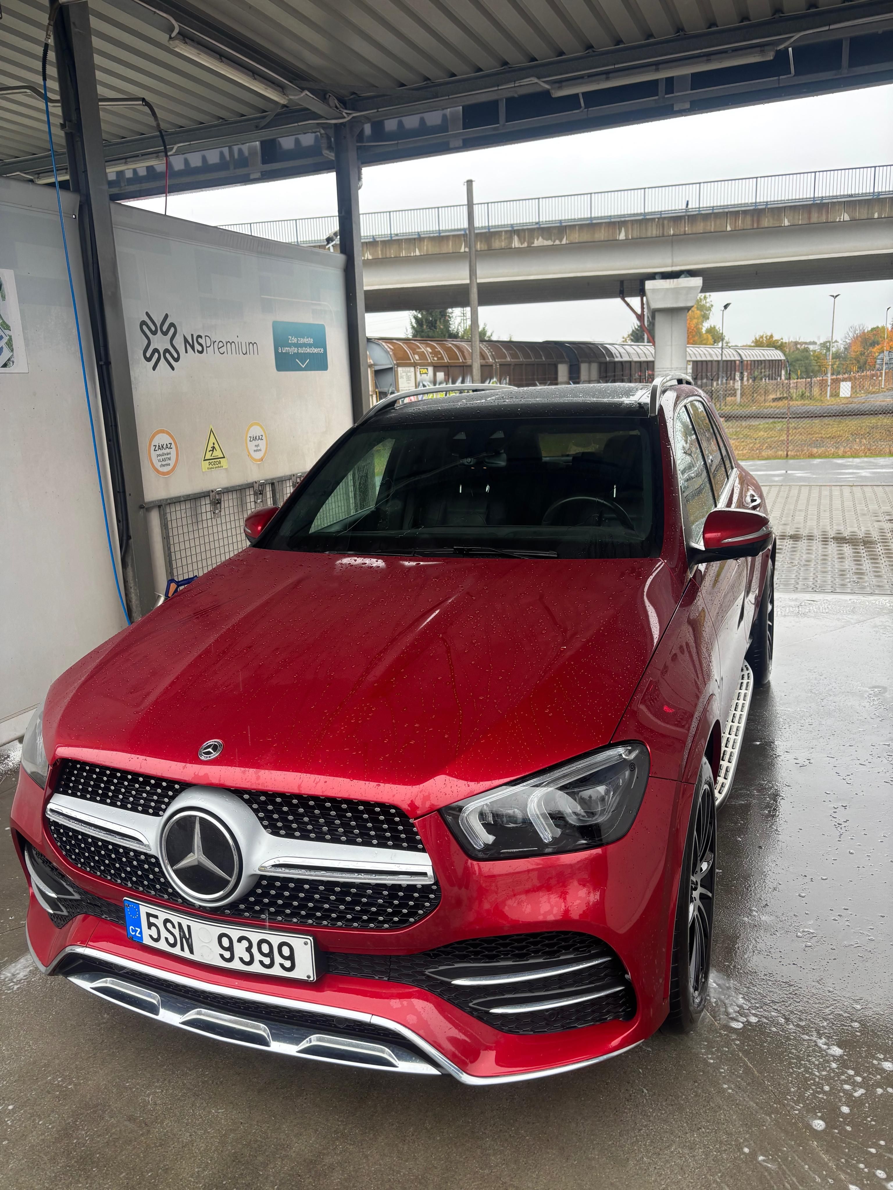 Mercedes-Benz GLE, Mercedes-Benz GLE 400d 4MATIC - fotka 6