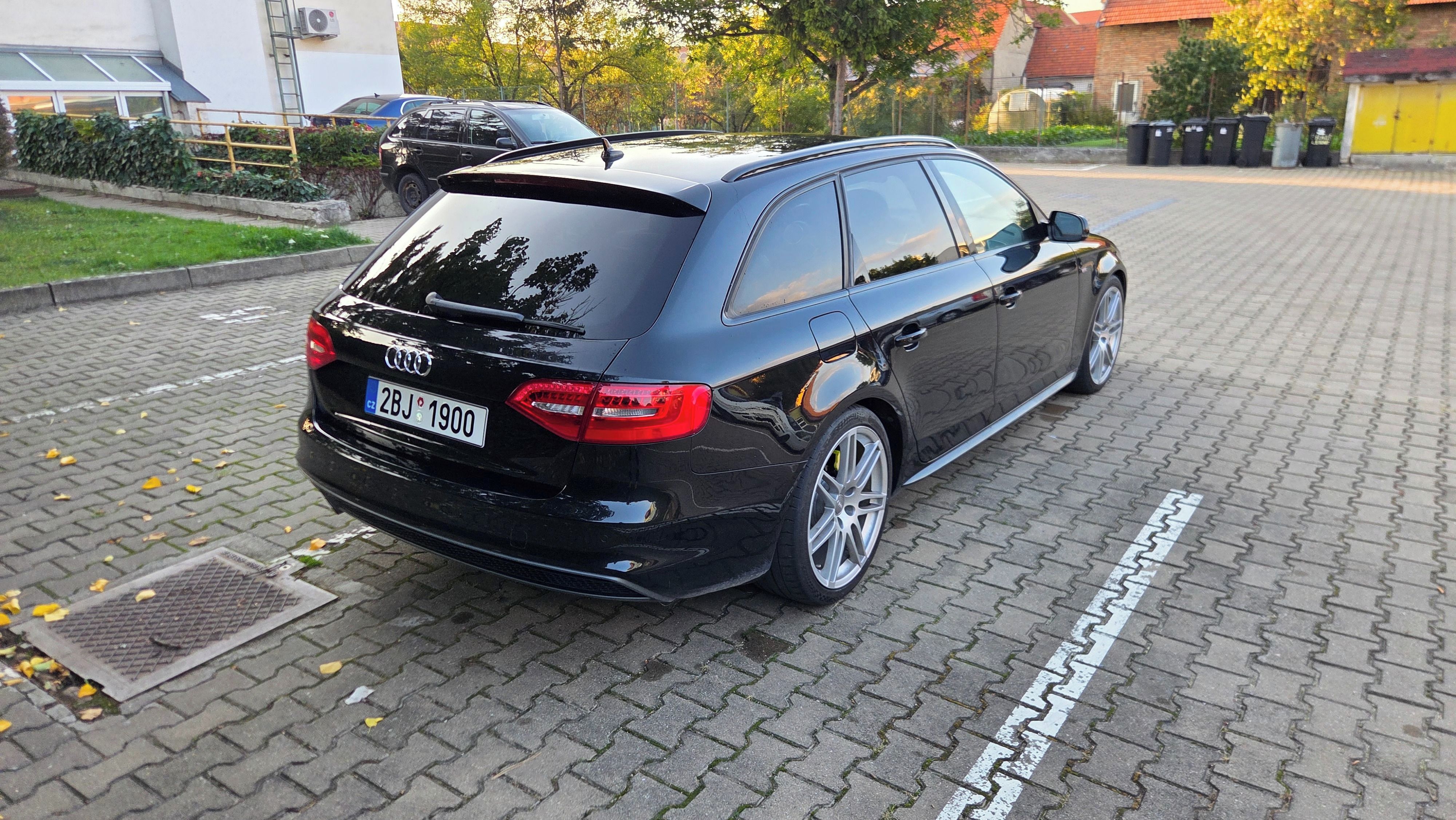 Audi A4 Avant, Audi A4 2.0 TDI 130kw 3xSline - fotka 3