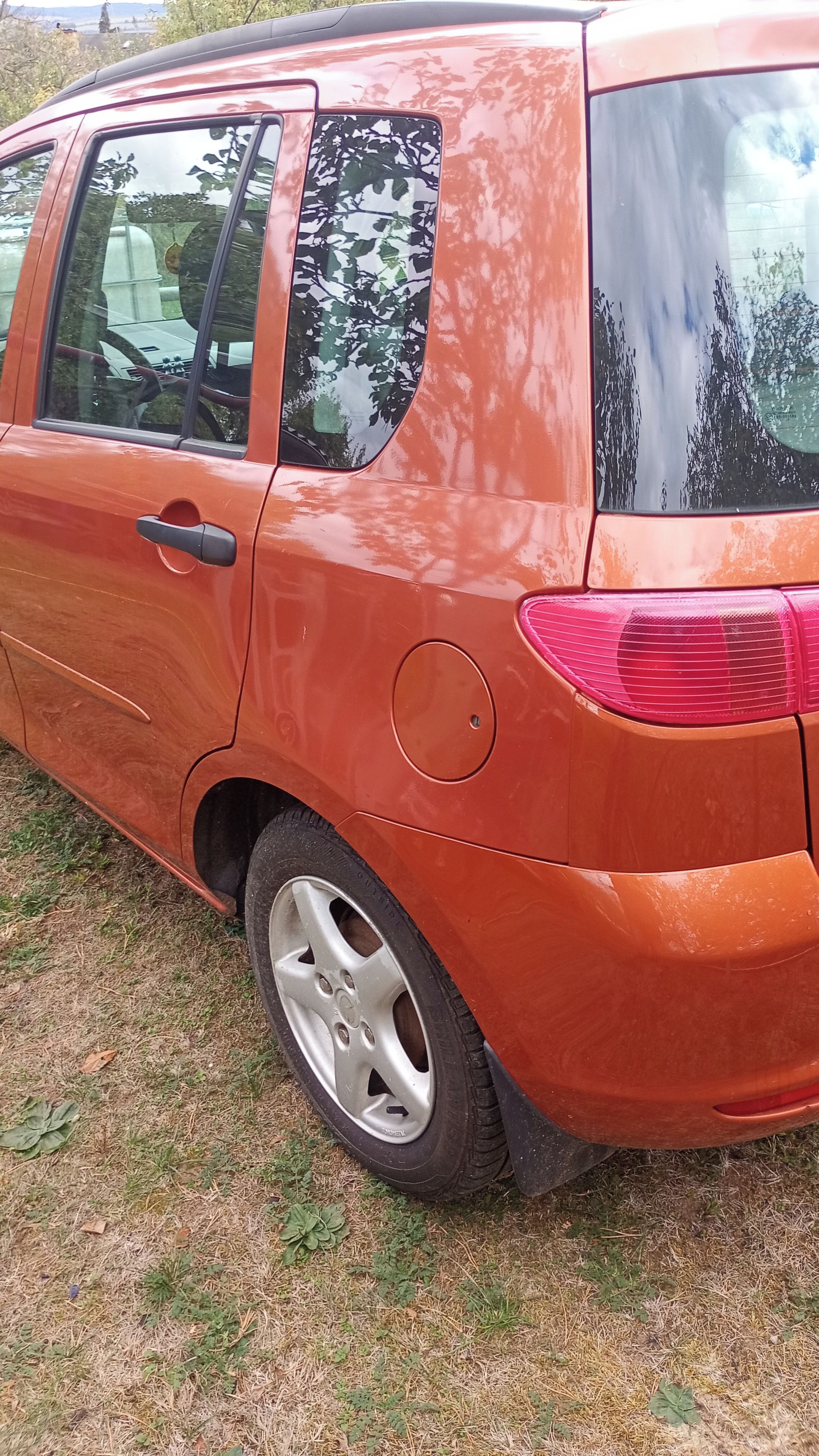 Mazda 2, úsporná a bez koroze - fotka 3