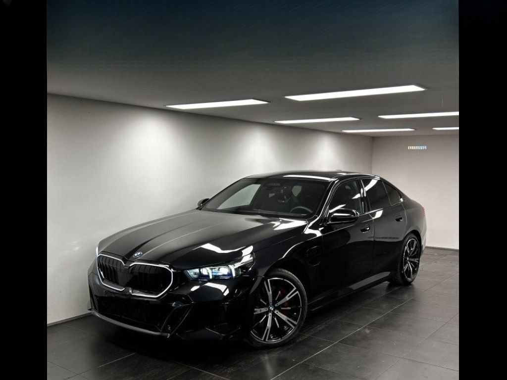 BMW Řada 5, e xDrive Limousine