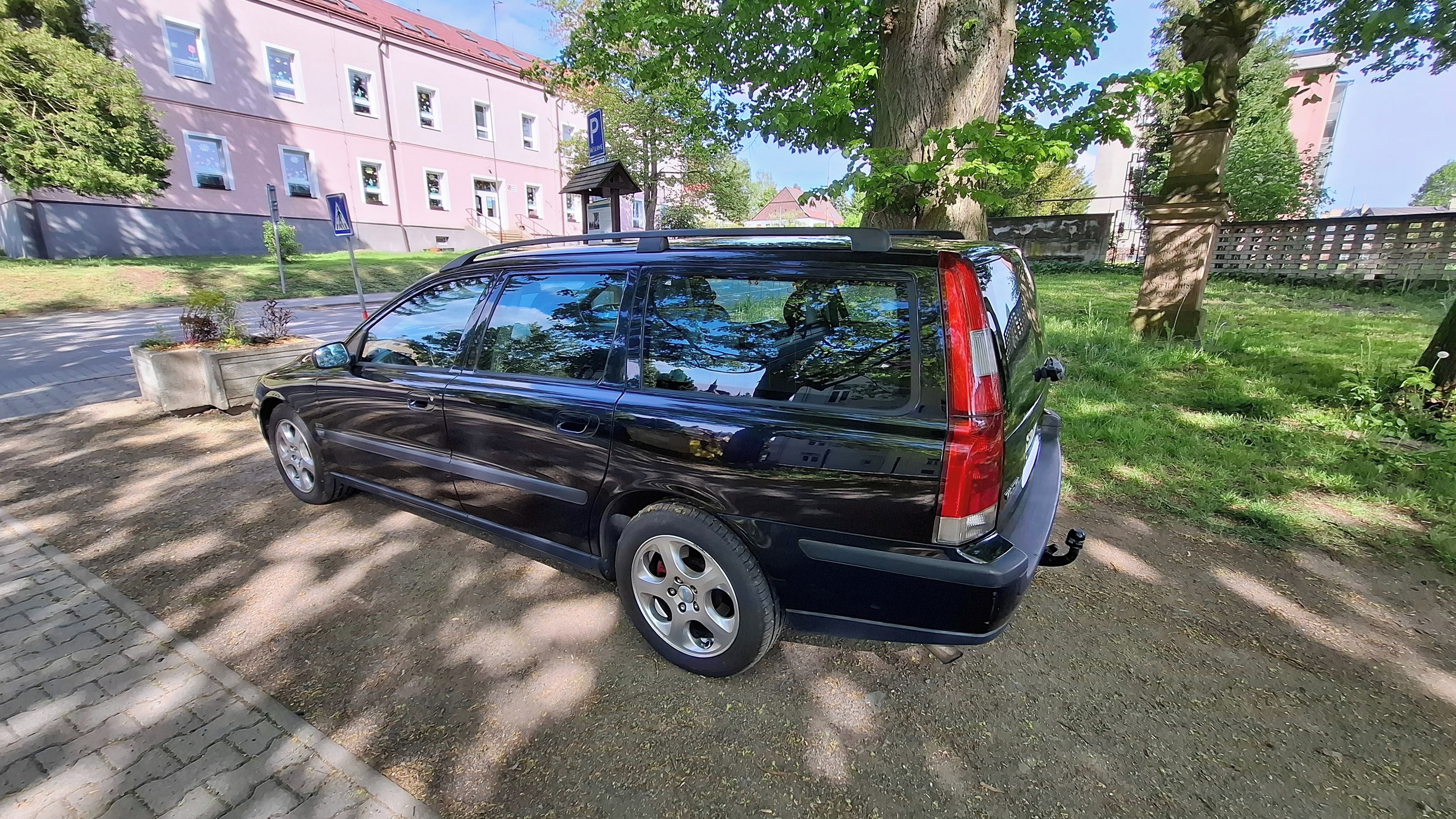 Volvo V70, 2.4d - D5244T2 - fotka 5