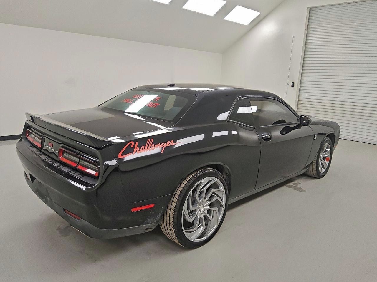 Dodge Challenger, Auto na cestě - fotka 4
