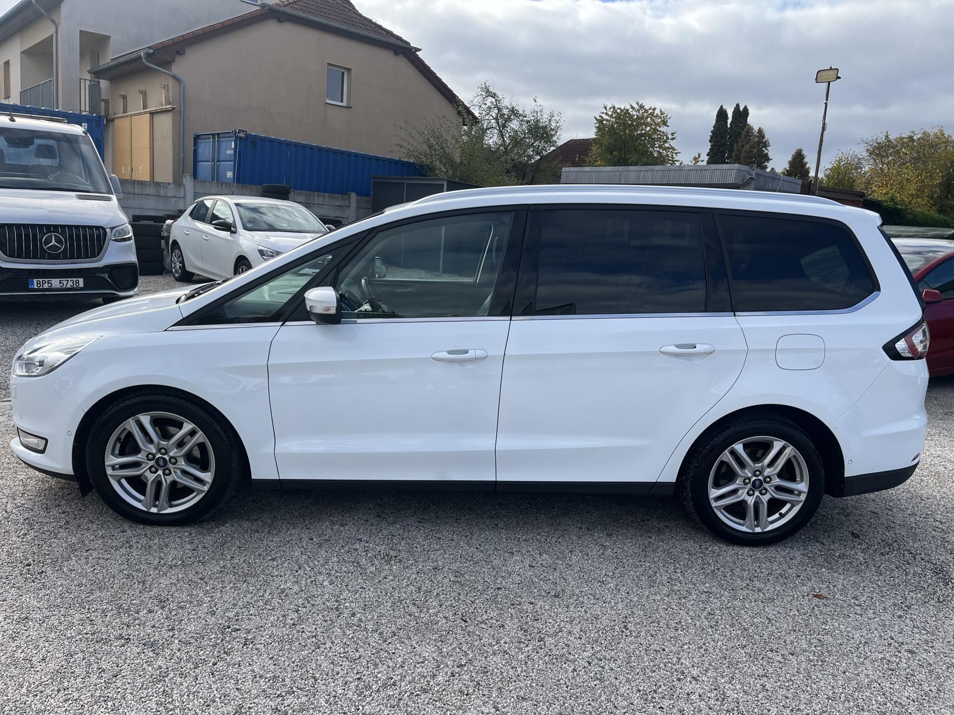 Ford Galaxy, 2.0TDCi 177kw Titanium - fotka 4