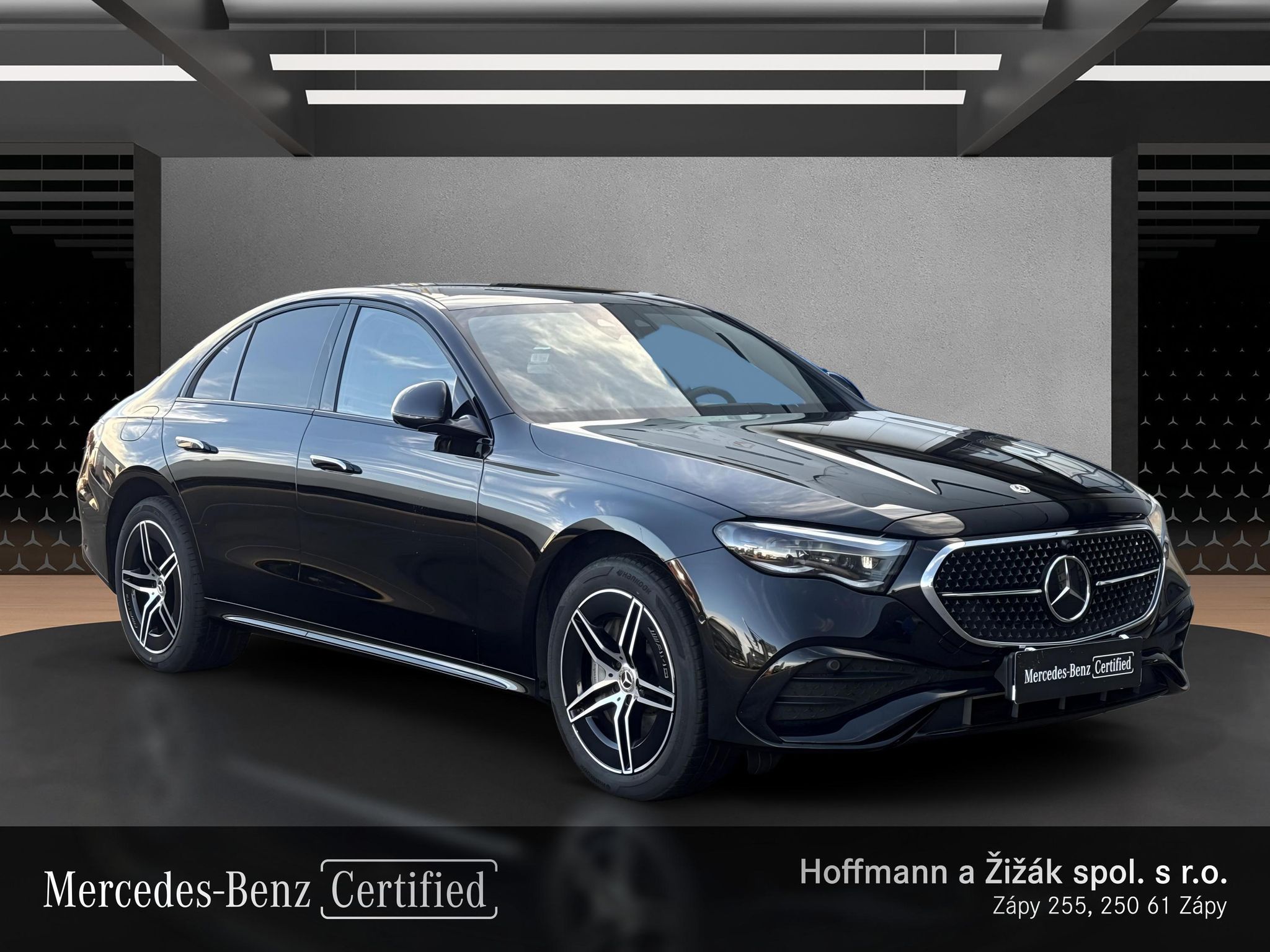 Mercedes-Benz Třídy E, 220d 4M - PREMIUM PLUS - fotka 3