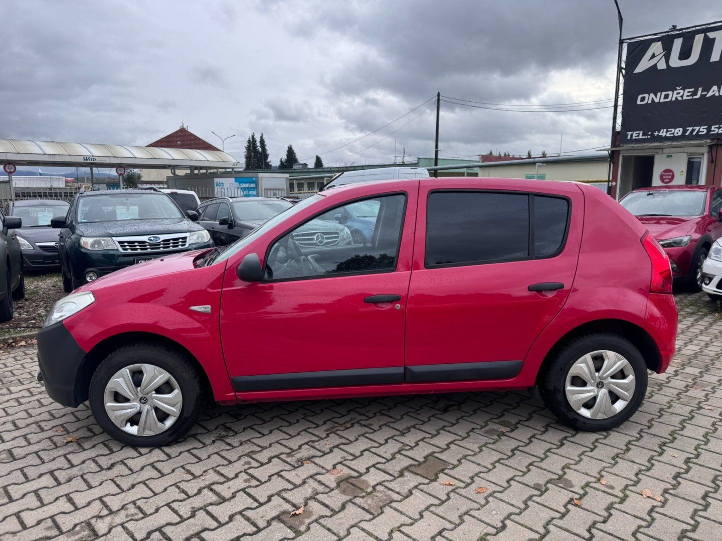 Dacia Sandero, 1,2i 55KW BRZDY PNEU NOVÉ - fotka 2