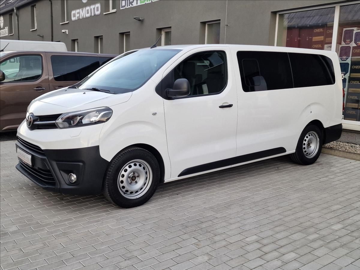 Toyota Proace Verso, 2.0 D-4d 140k L2 106kW - fotka 6
