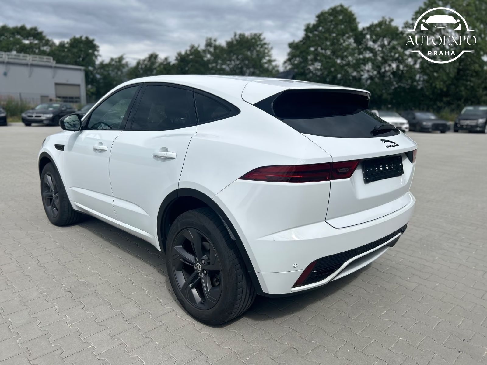 Jaguar E-Pace, R-Dynamic AWD*Black Pack - fotka 6