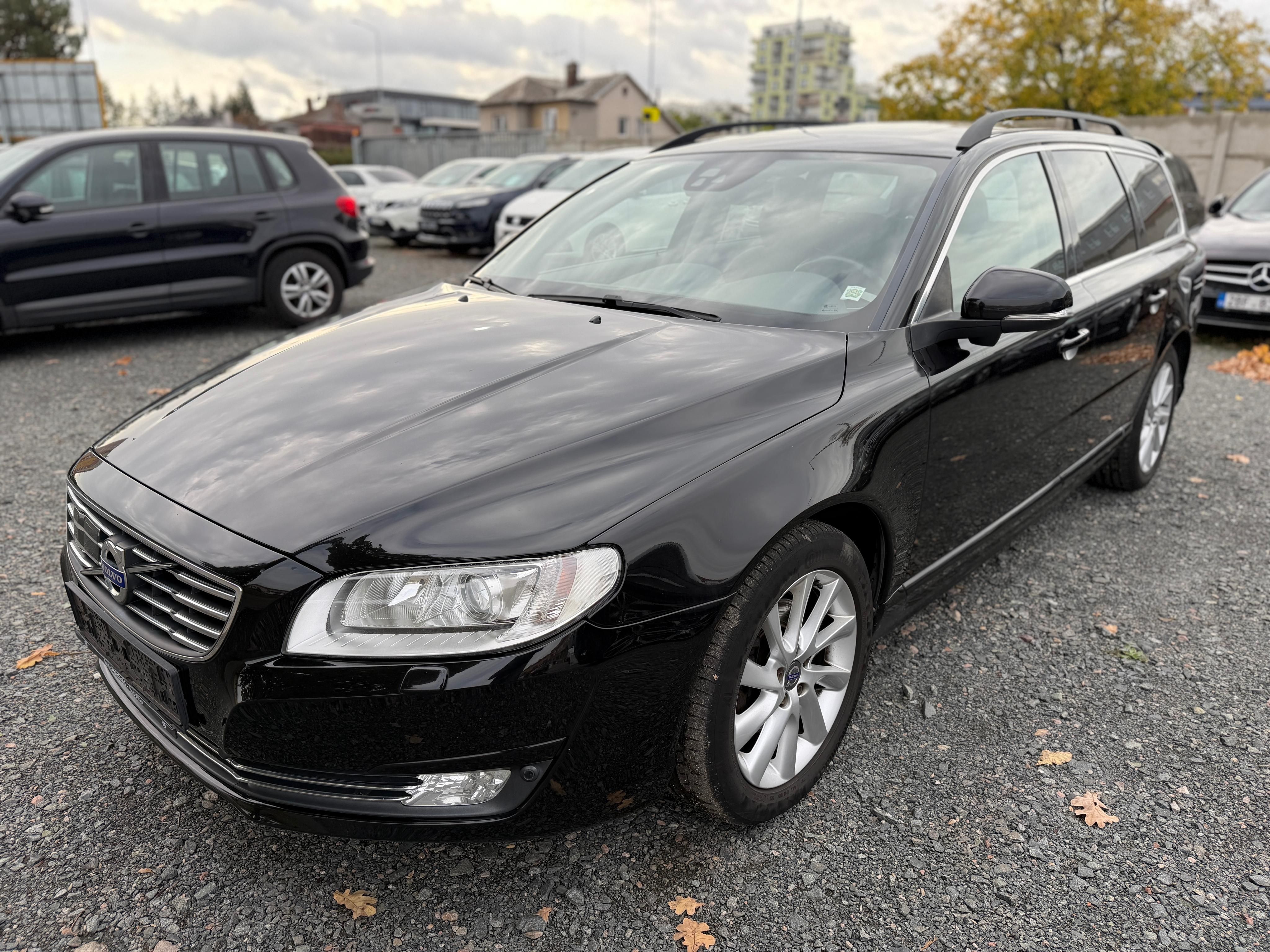 Volvo V70, 2.0 D4 POLESTAR NAVI ROZVODY - fotka 2