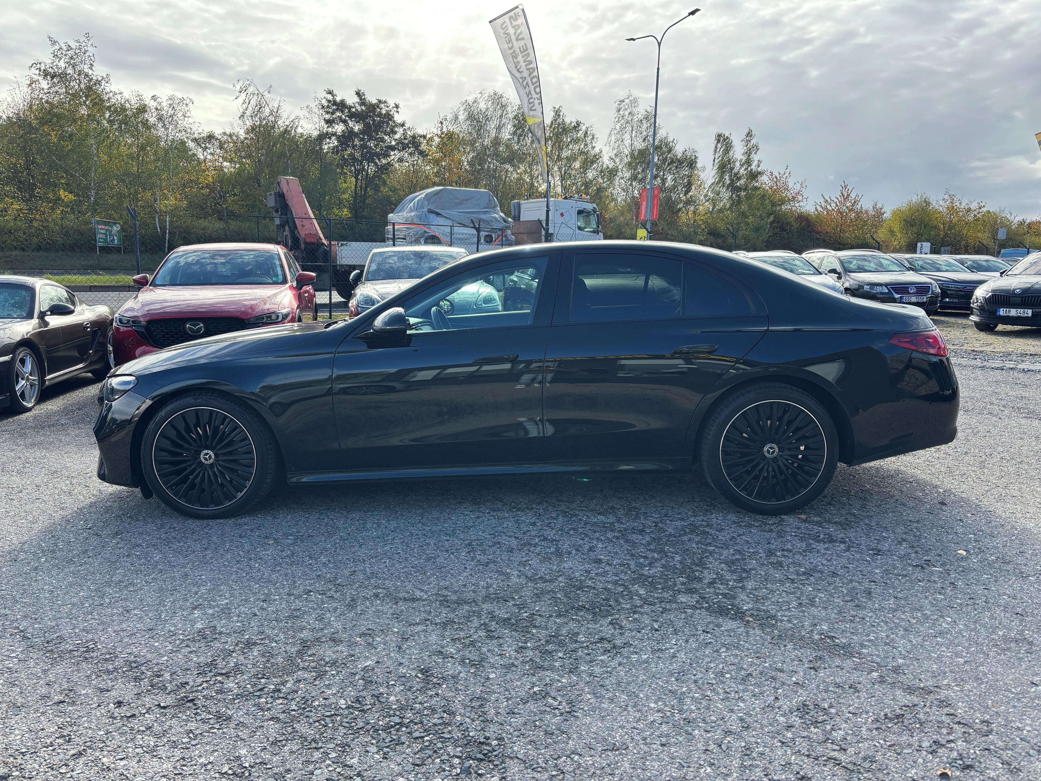 Mercedes-Benz Třídy E, Mercedes-Benz E 220  2025 - fotka 5