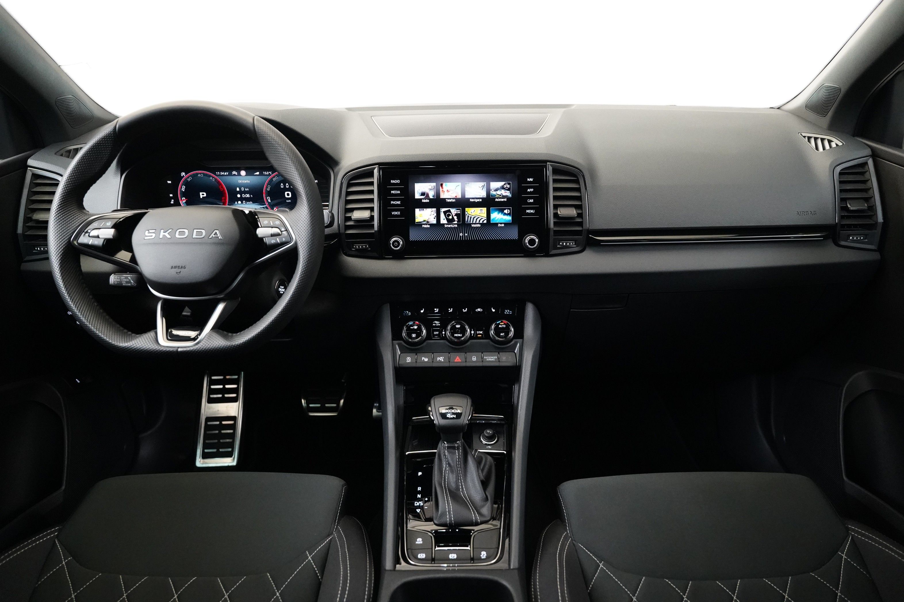 Škoda Karoq, 2.0 TDI 110 kW 4x4 Sportline - fotka 5