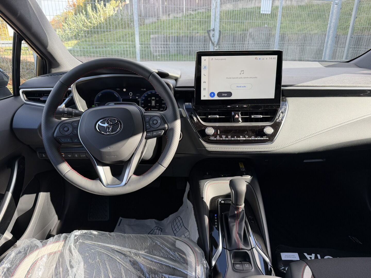 Toyota Corolla, TS 1.8 Hybrid GR SPORT - akční - fotka 5