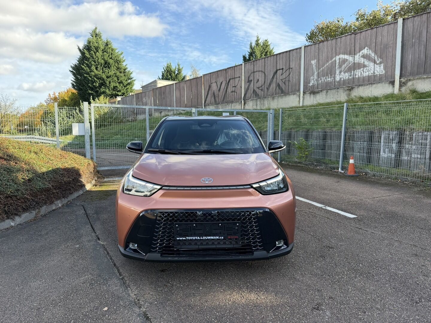 Toyota Aygo, 1.5. Hybrid Style Smart - - fotka 2