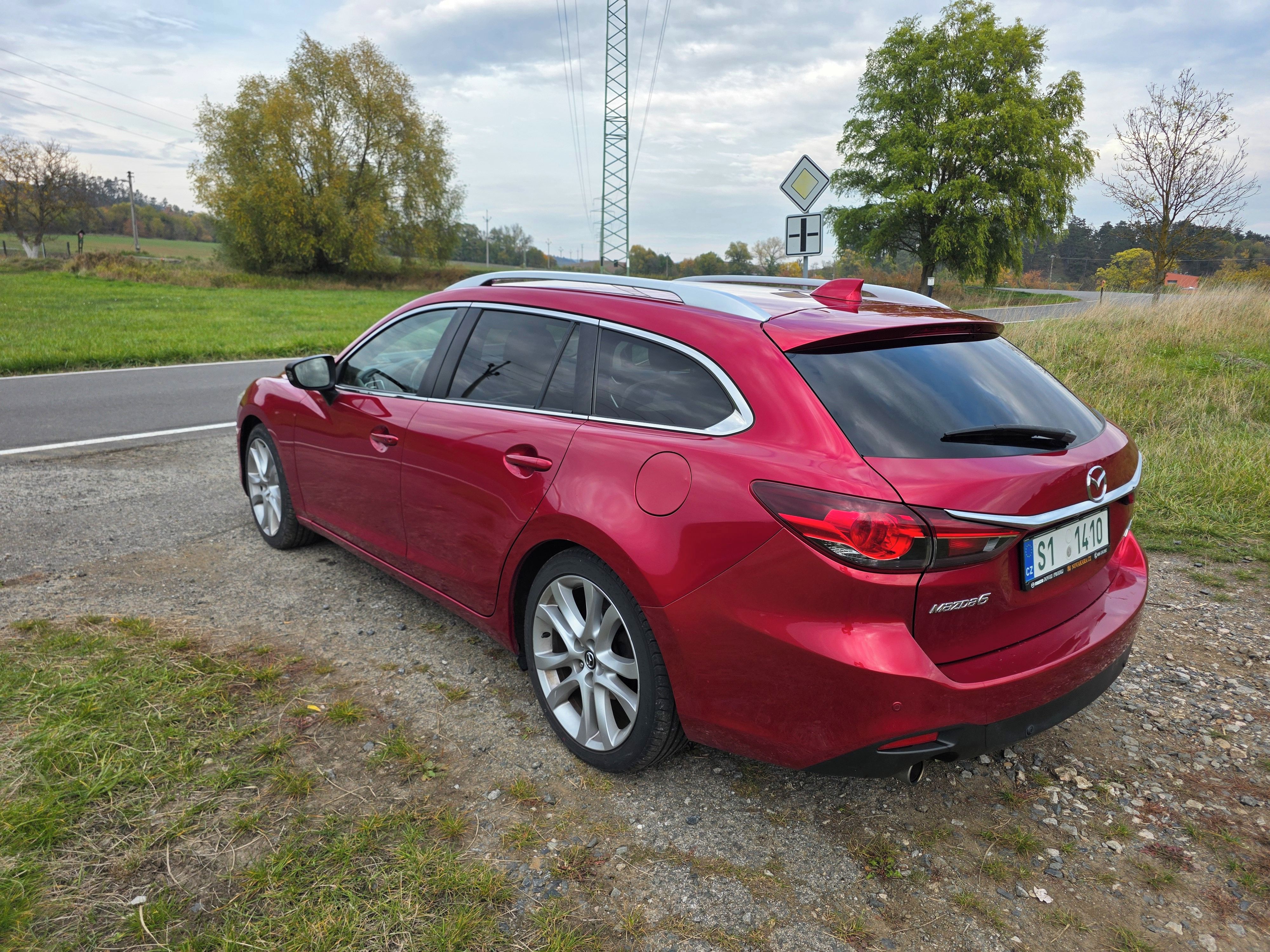 Mazda 6, GJ 2.0 benzín - fotka 3