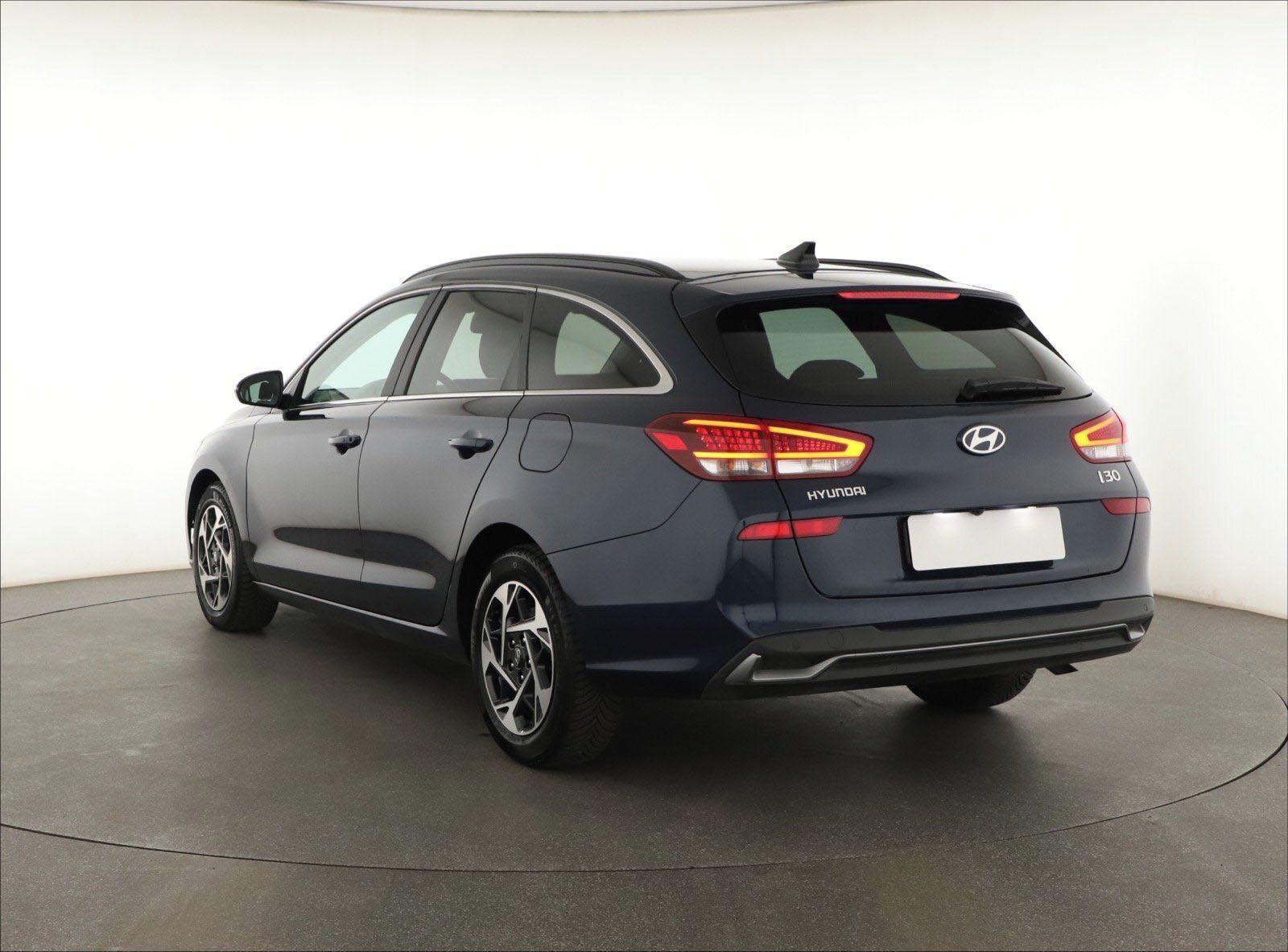 Hyundai i30, 1.0 T-GDI, Style, Záruka - fotka 4