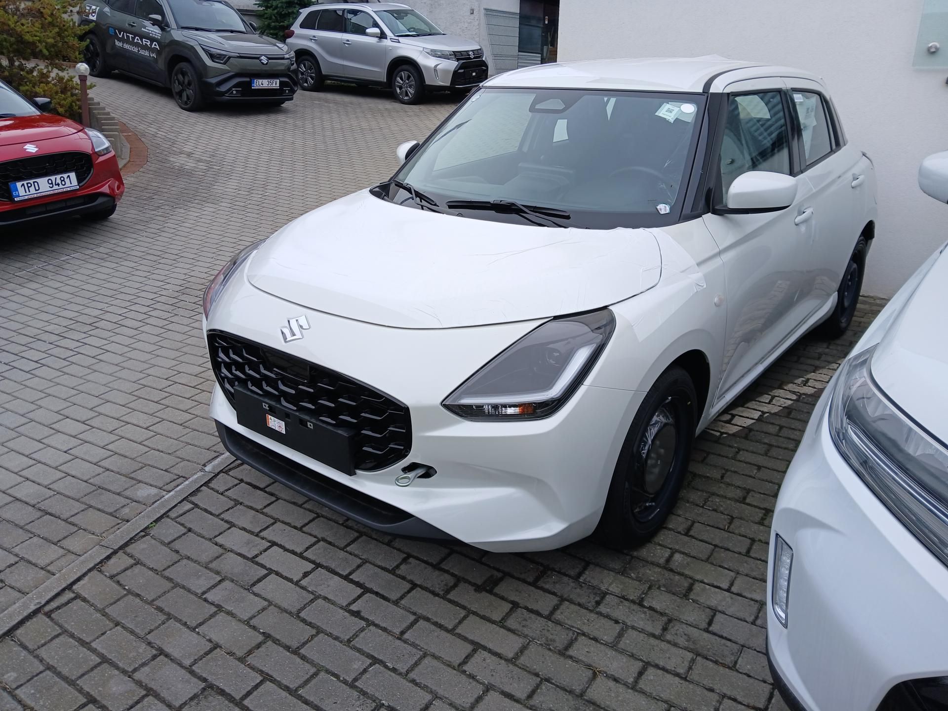 Suzuki Swift, SWIFT 1,2 COMFORT HYBRID - fotka 3
