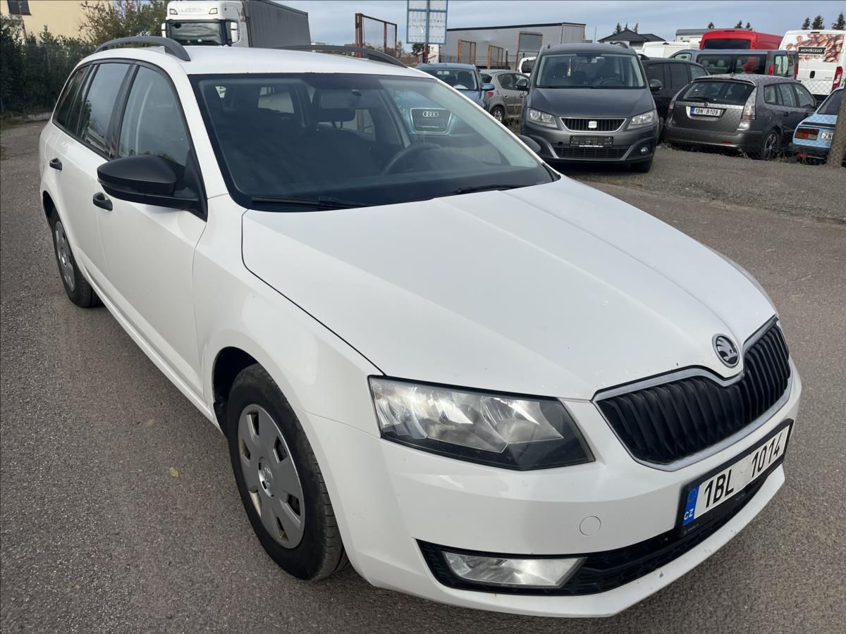Škoda Octavia, 1,6 TDi KLIMA ROZVODY TAŽNÉ - fotka 3