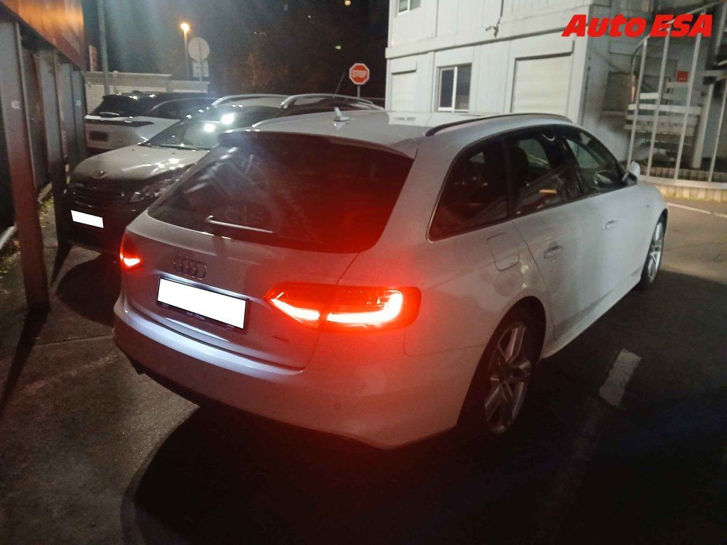 Audi A4, 2.0 TDi - fotka 2