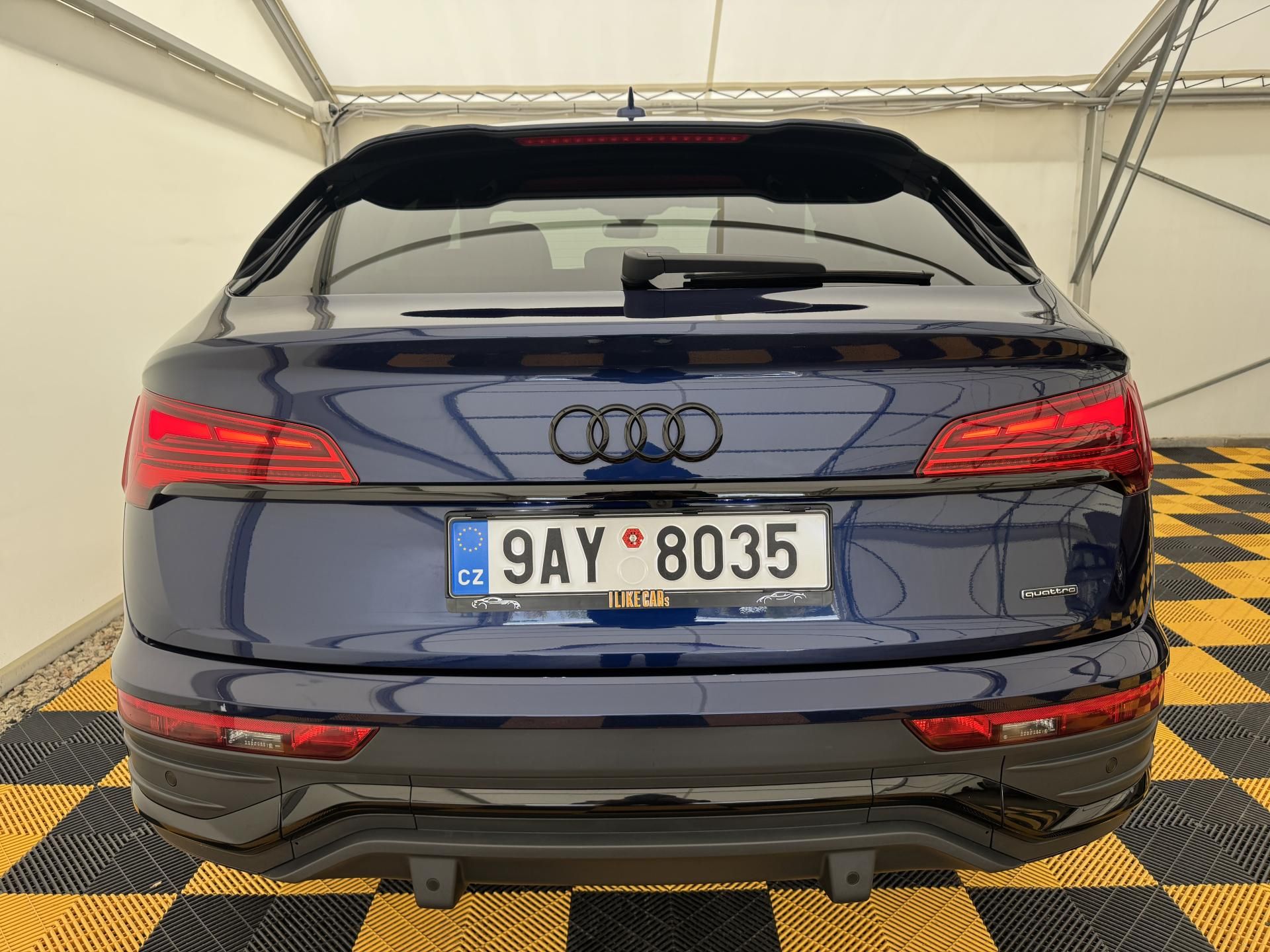 Audi Q5, SB*40tdi*ČR*DPH*S-Line*Vzduch* - fotka 6