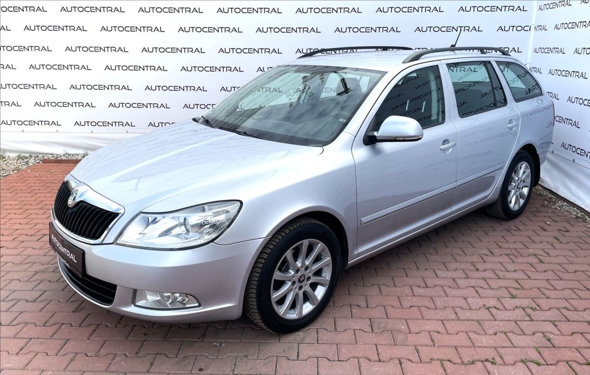 Škoda Octavia, 1,4 Tsi Family 90kw , Navi , s - fotka 3