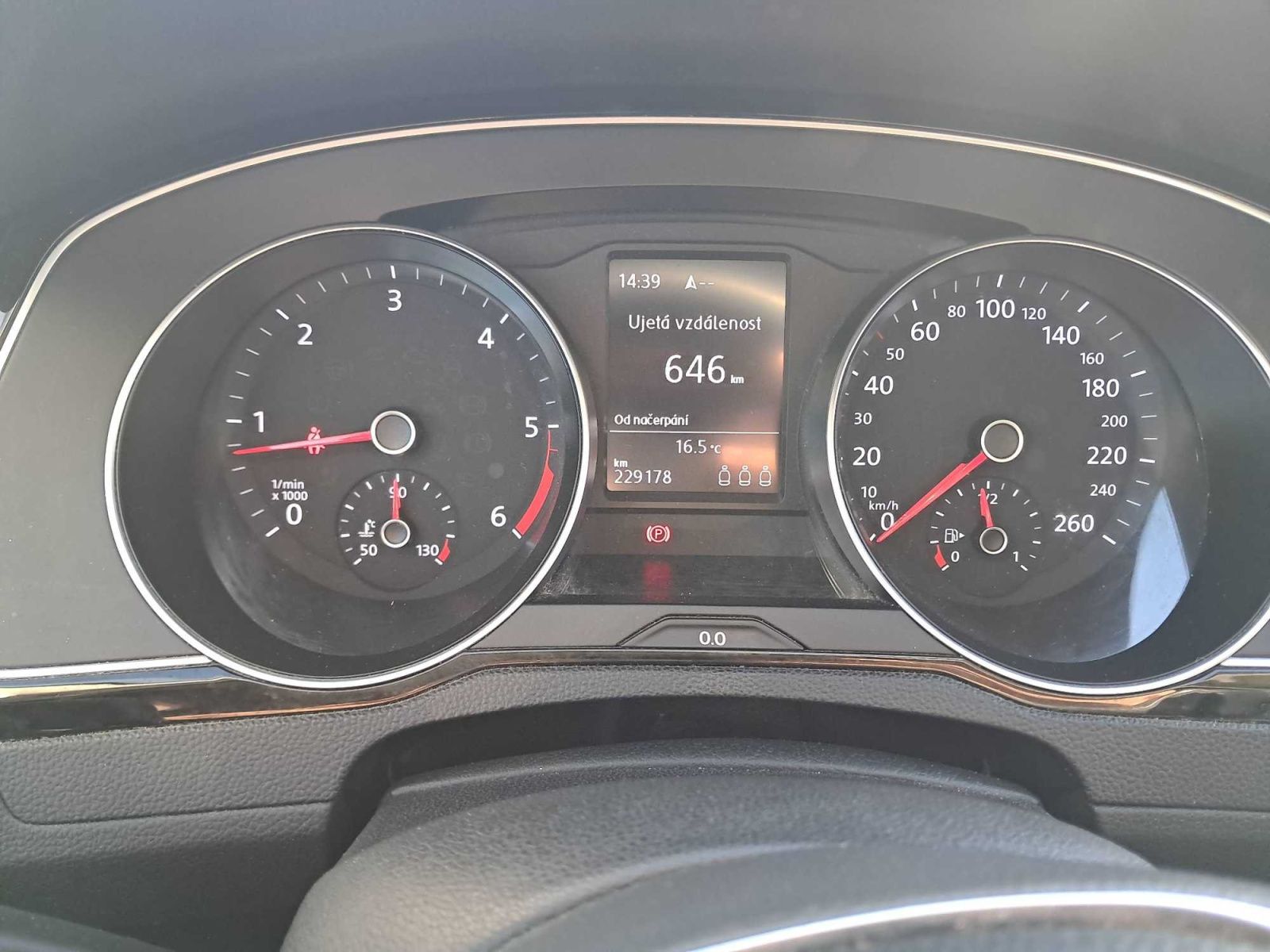 Volkswagen Passat, 2.0 TDI 4Motion, 4X4, Navi - fotka 3