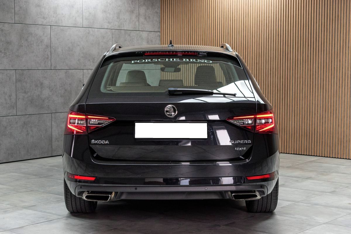 Škoda Superb, 2.0 TSI 206kW L&K 4x4*TAŽNÉ*ČR - fotka 5