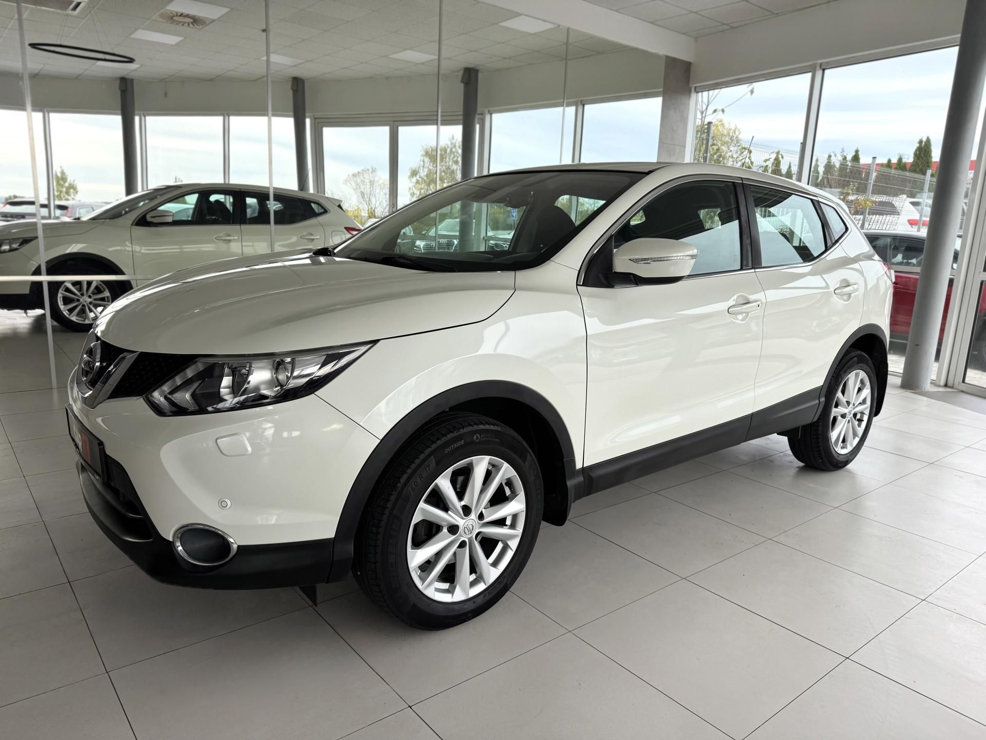 Nissan Qashqai, 1,2DIG-T*Navi*Kamera*PDC*Tažné - fotka 3