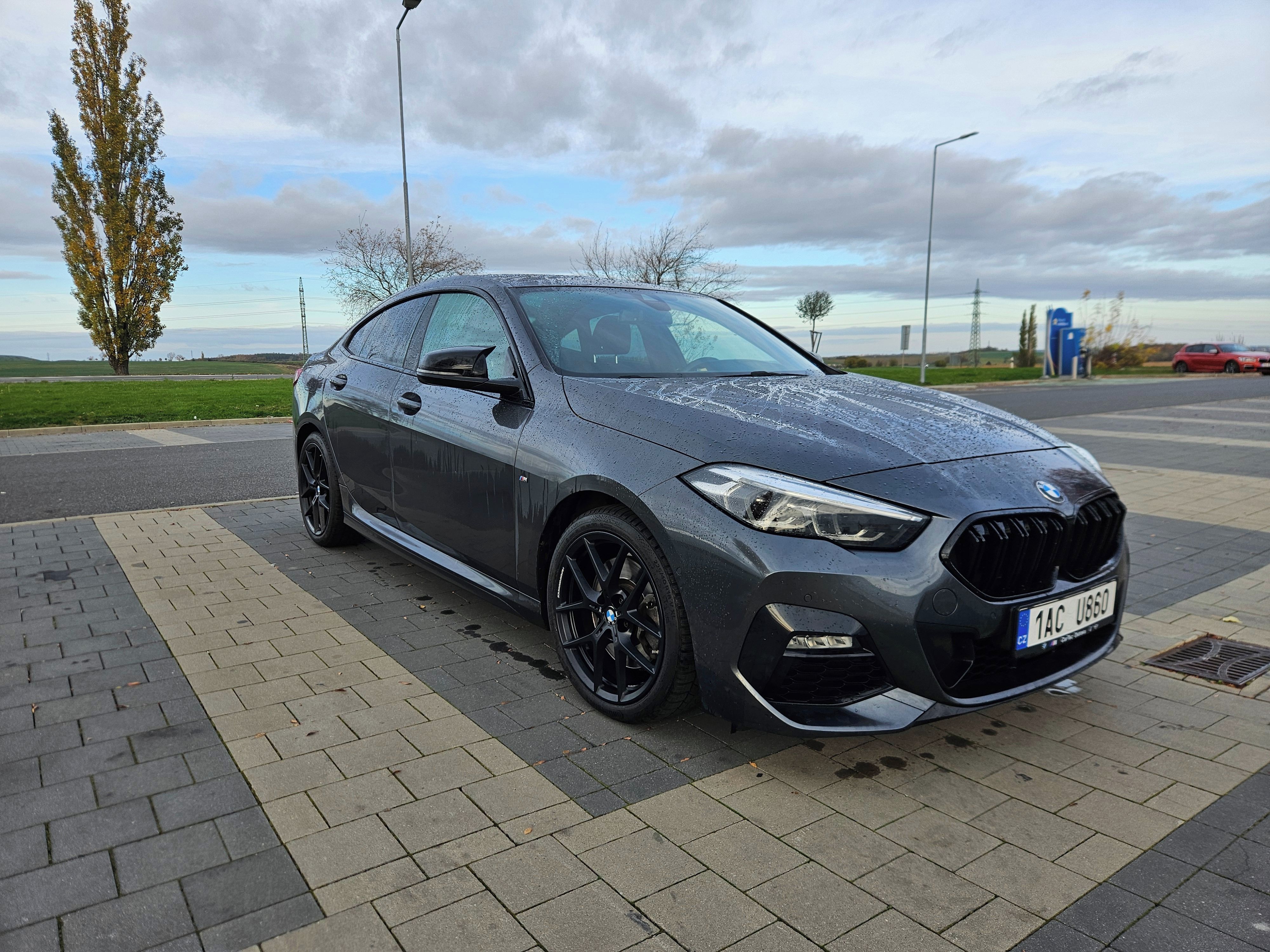 BMW Řada 2, BMW 220d gran coupe - fotka 3