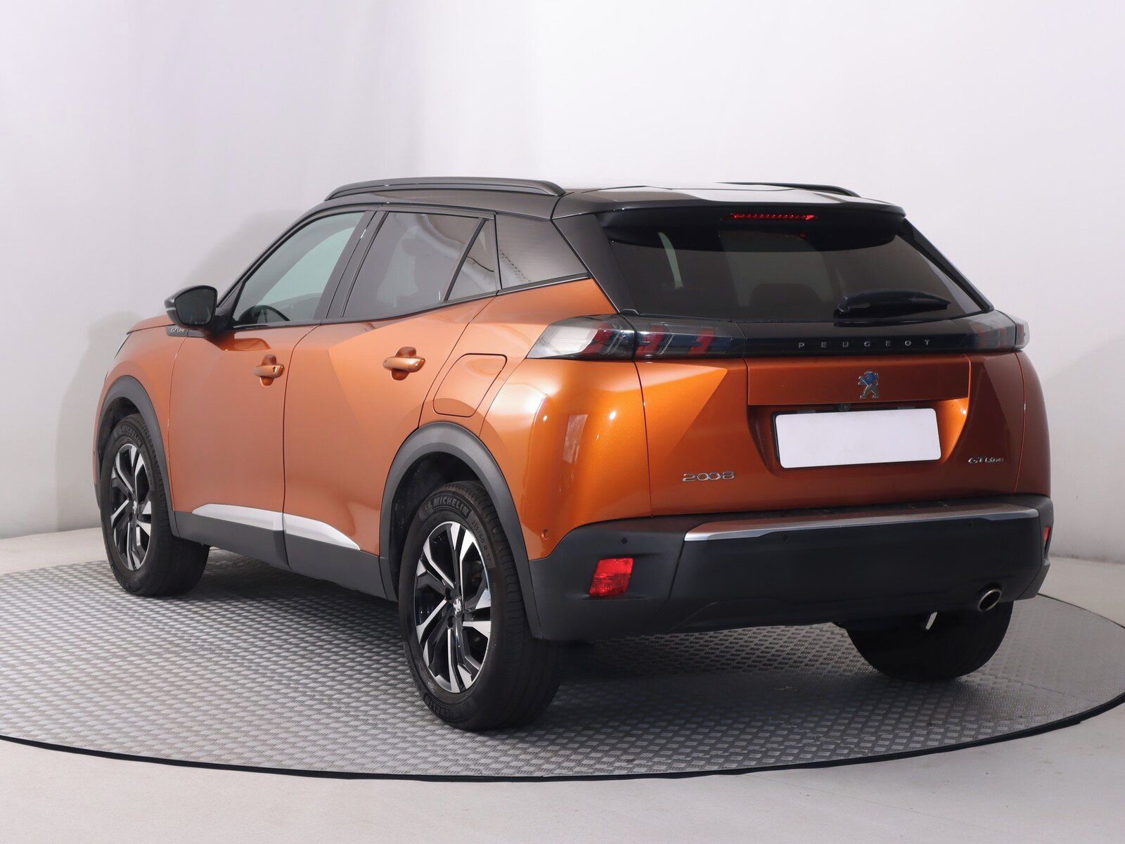 Peugeot 2008, 1.5 BlueHDi, GT Line, Automat - fotka 4