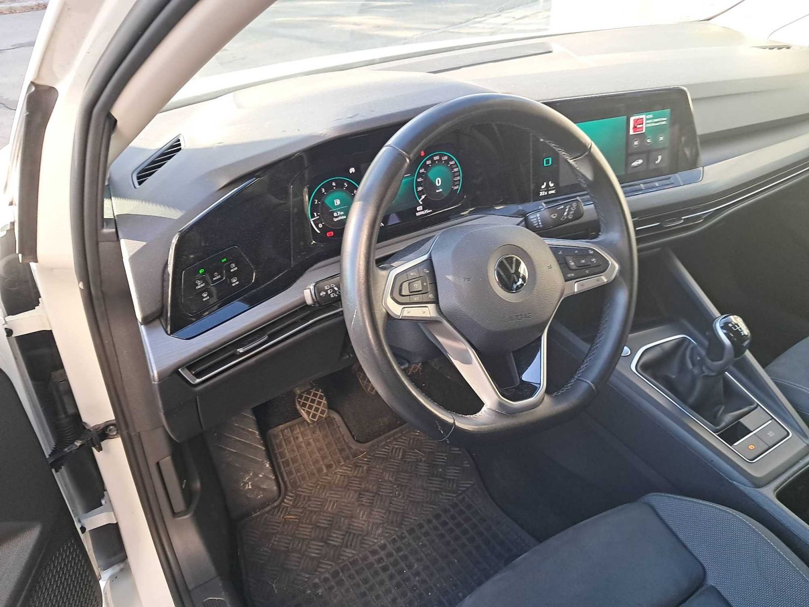 Volkswagen Golf, 1.5 TSI, Style, ČR,1.maj - fotka 3