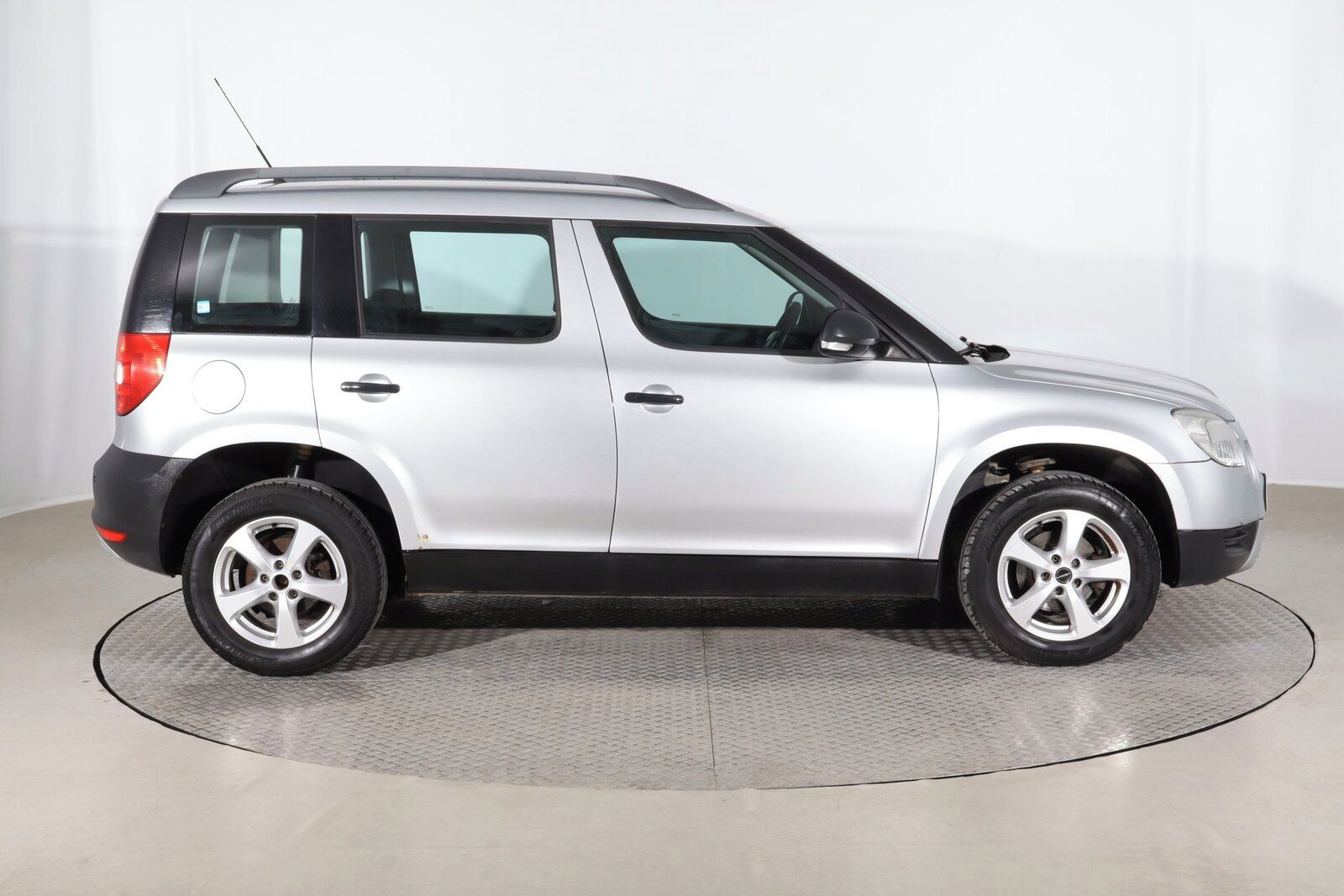 Škoda Yeti, 2.0 TDI, 4X4 - fotka 6