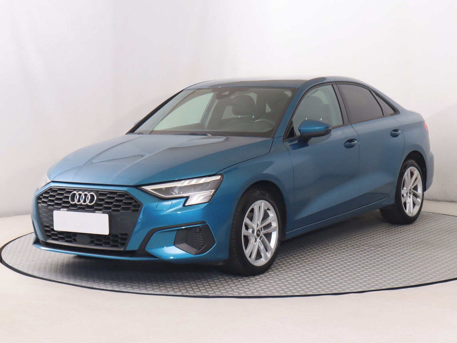 Audi A3, 35 TFSI - fotka 2