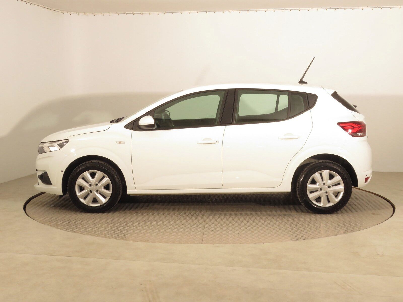 Dacia Sandero, 1.0 TCe, Serv.kniha - fotka 3