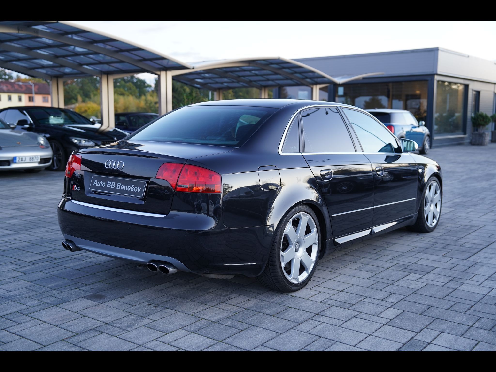 Audi S4, Audi S4 B7 V8 253kW/BOSE - fotka 6