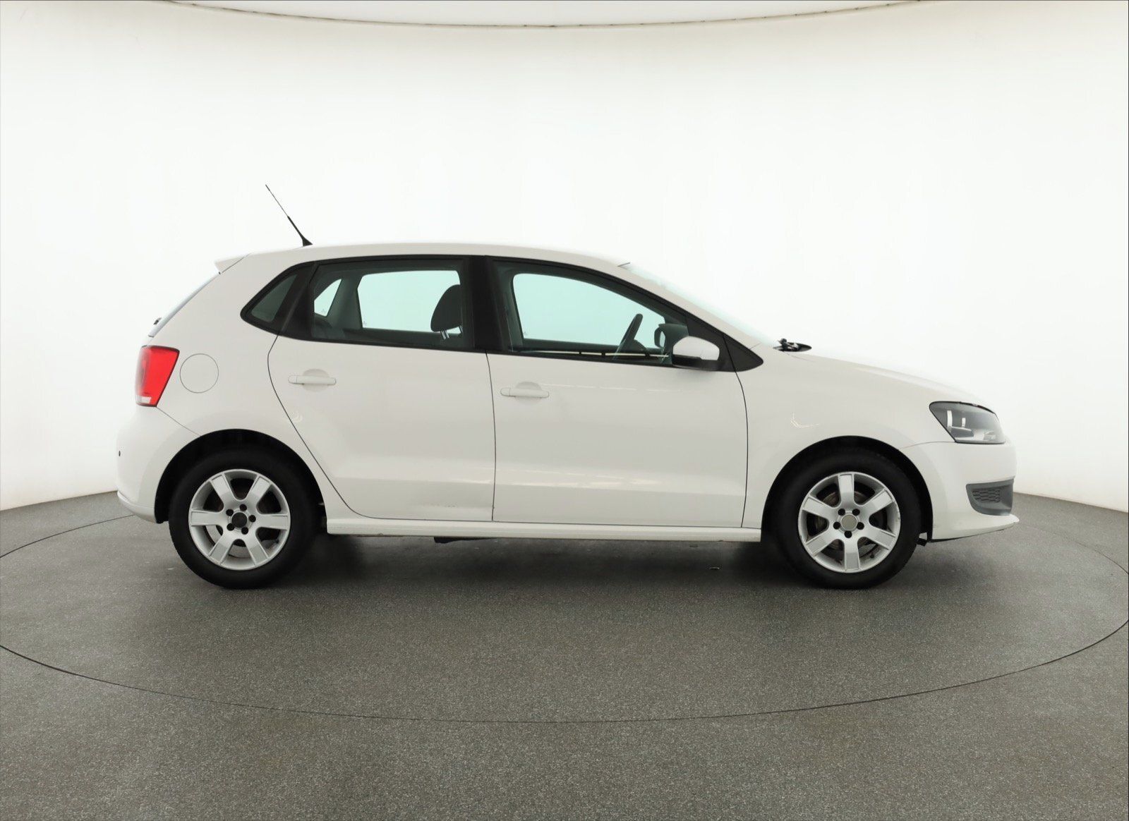 Volkswagen Polo, 1.2 TDI, Klima, El. okna - fotka 6