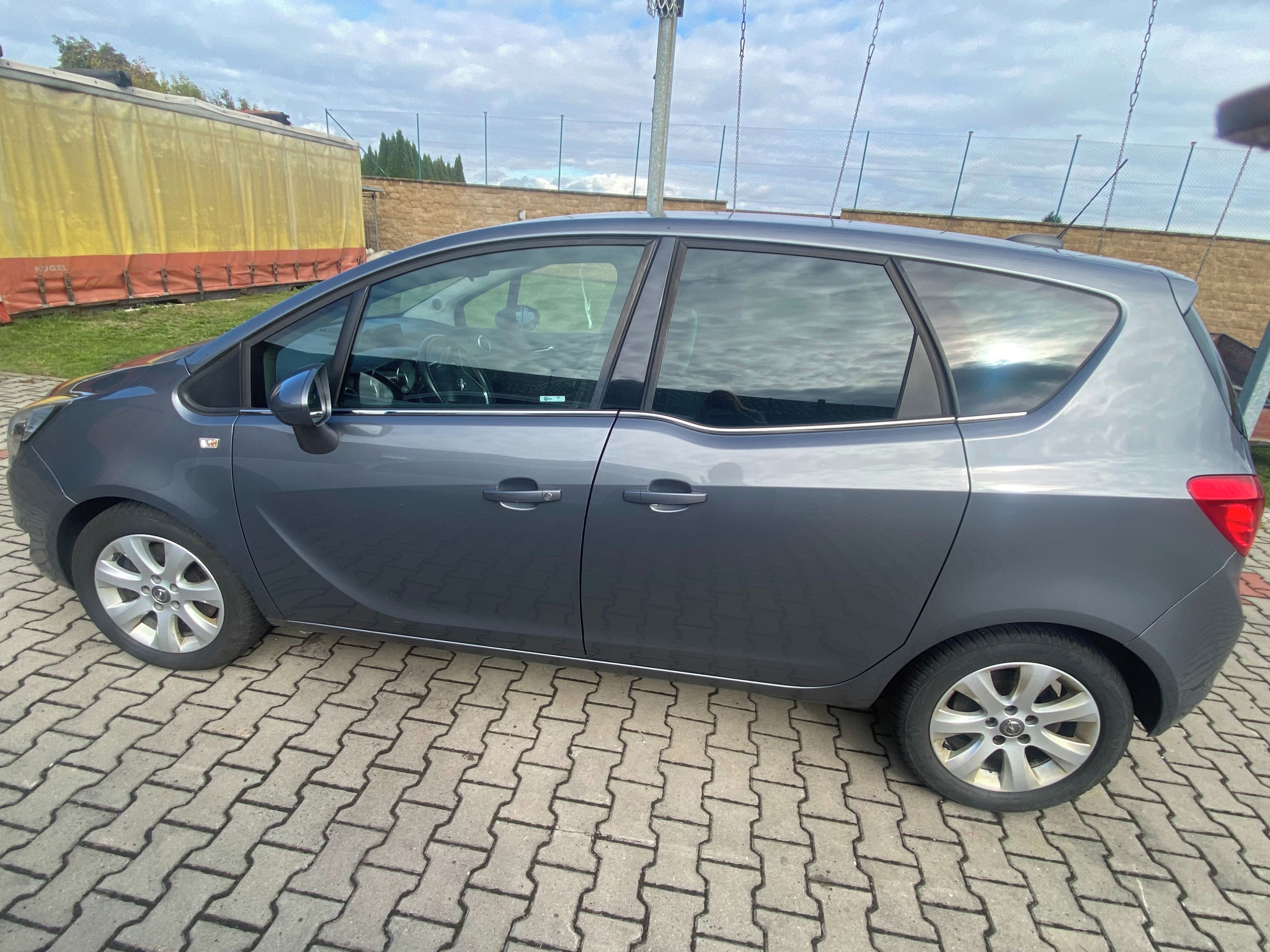 Opel Meriva, Opel Meriva 1.4 Turbo - fotka 4